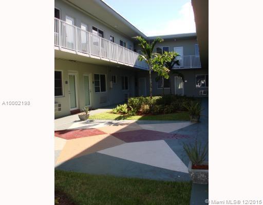 DECO PALMS APTS - Residential Lease