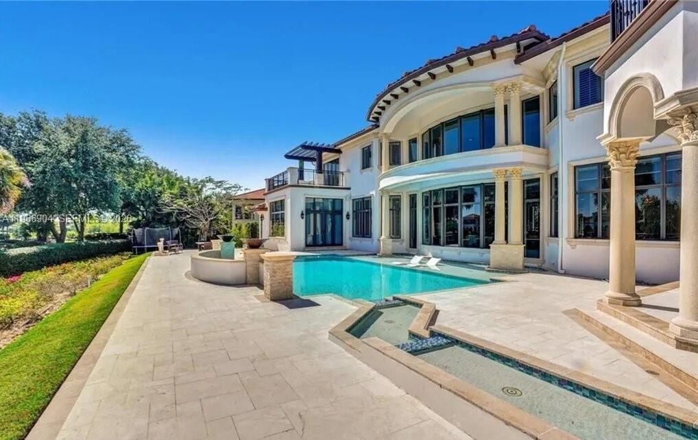 PARKLAND GOLF & COUNTRY C - Residential