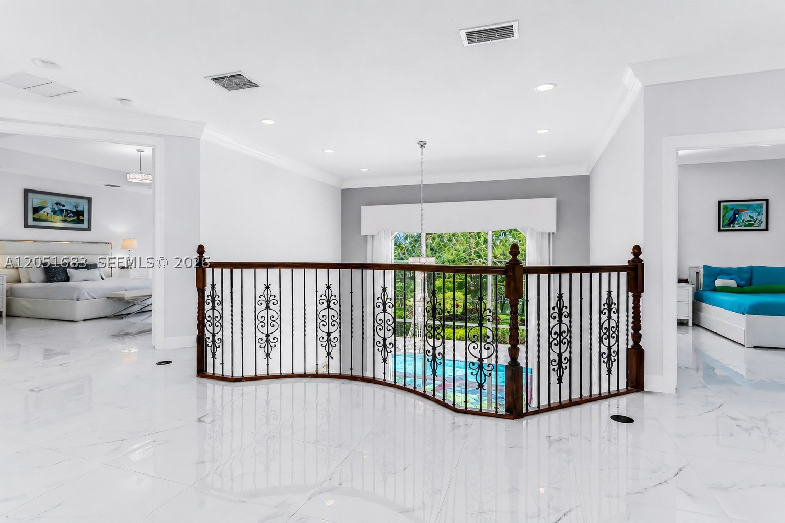 SUNSET LAKES PLAT THREE - Residential