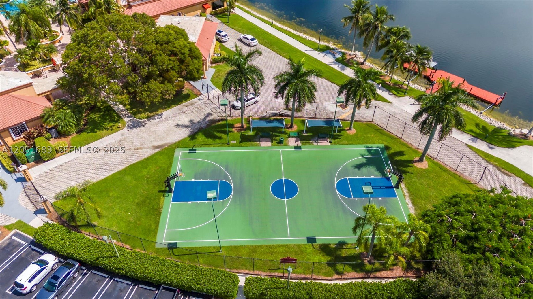 SUNSET LAKES PLAT THREE - Residential