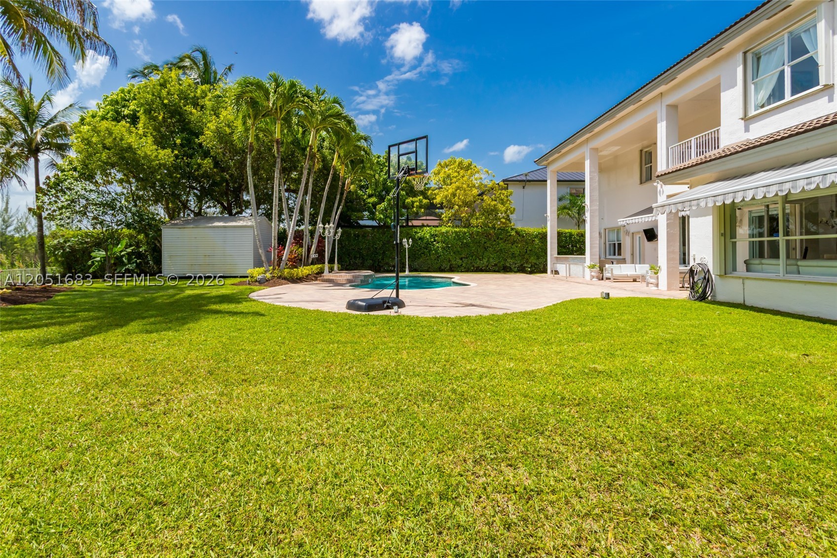 SUNSET LAKES PLAT THREE - Residential