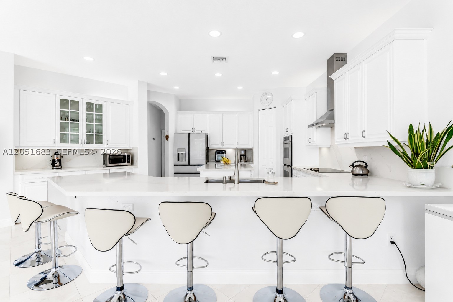 SUNSET LAKES PLAT THREE - Residential