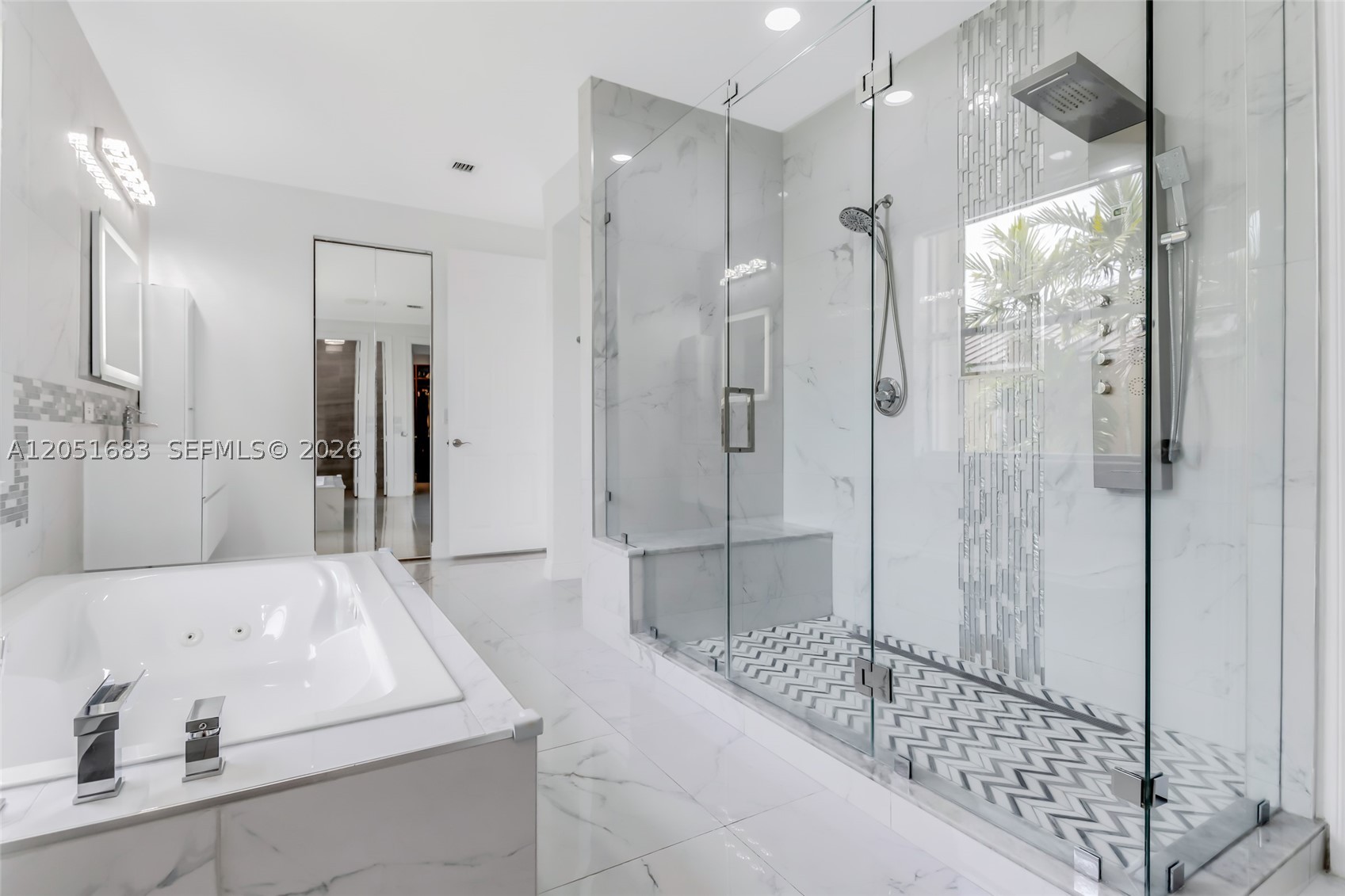SUNSET LAKES PLAT THREE - Residential