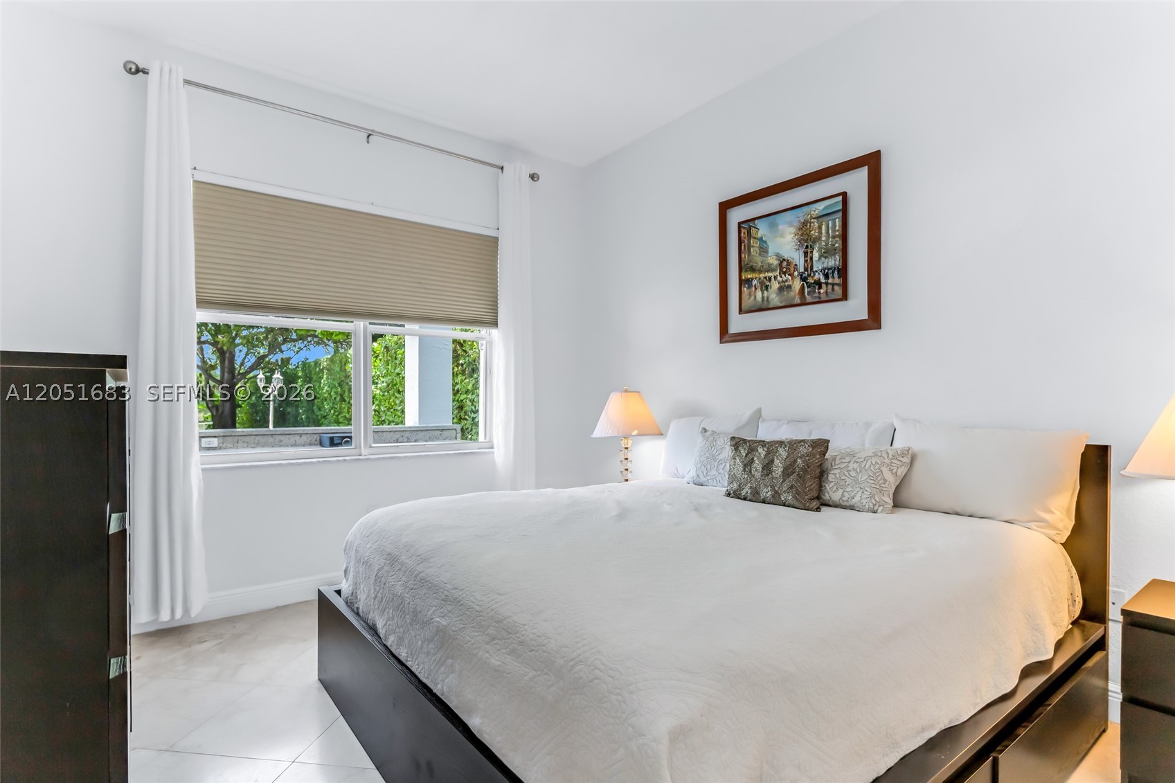 SUNSET LAKES PLAT THREE - Residential