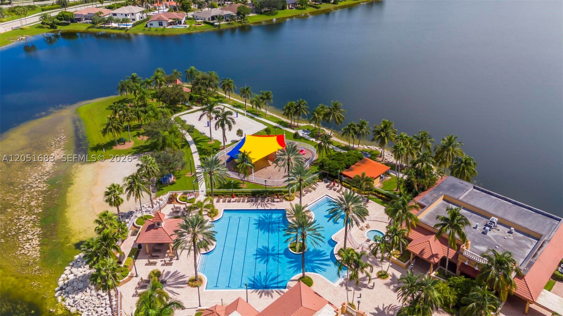 SUNSET LAKES PLAT THREE - Residential