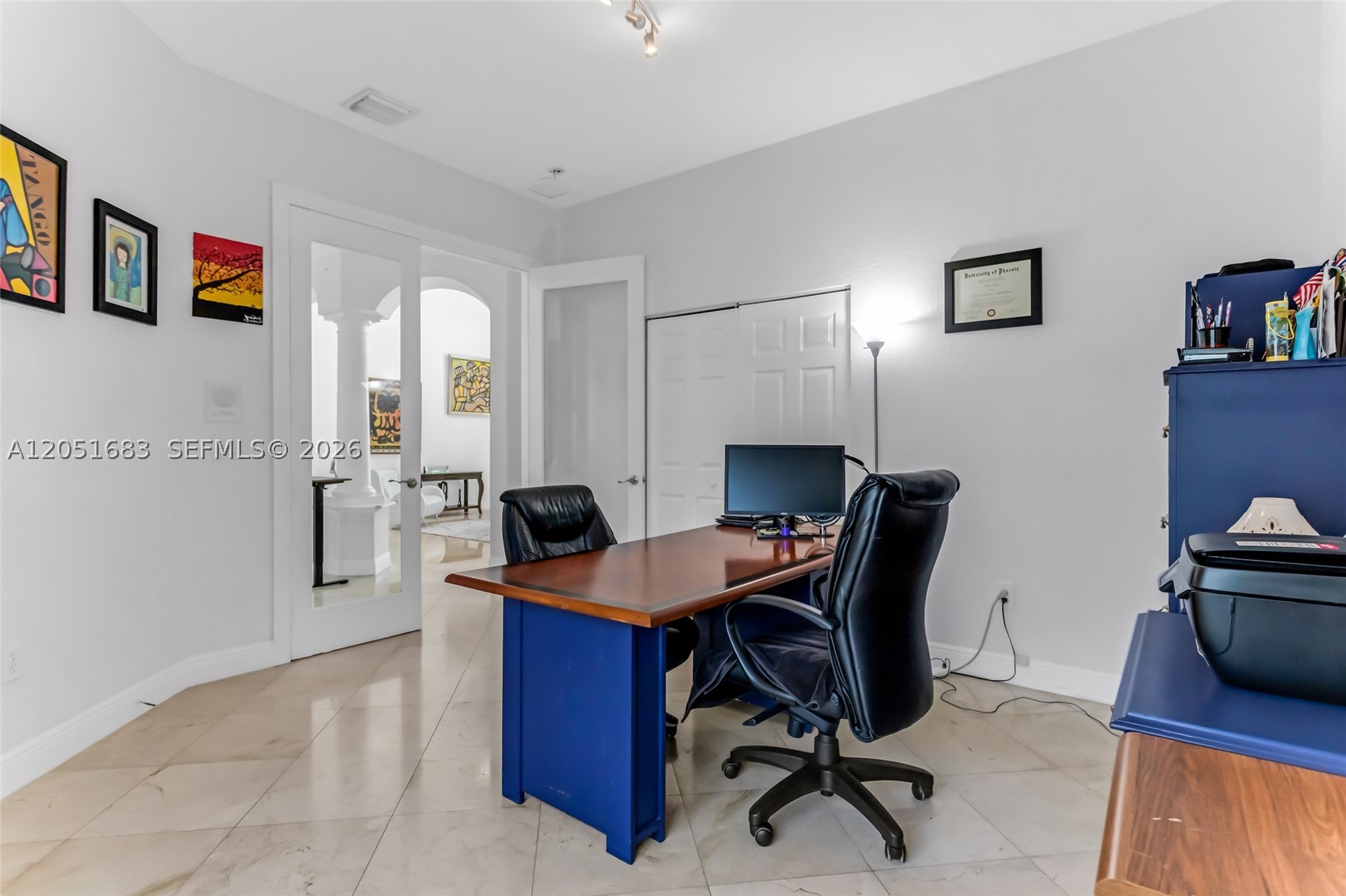 SUNSET LAKES PLAT THREE - Residential