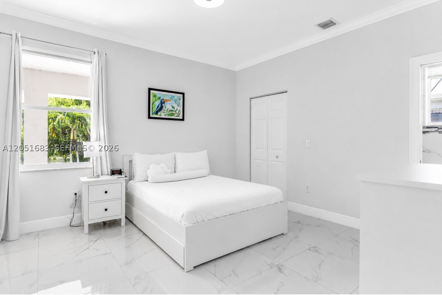 SUNSET LAKES PLAT THREE - Residential