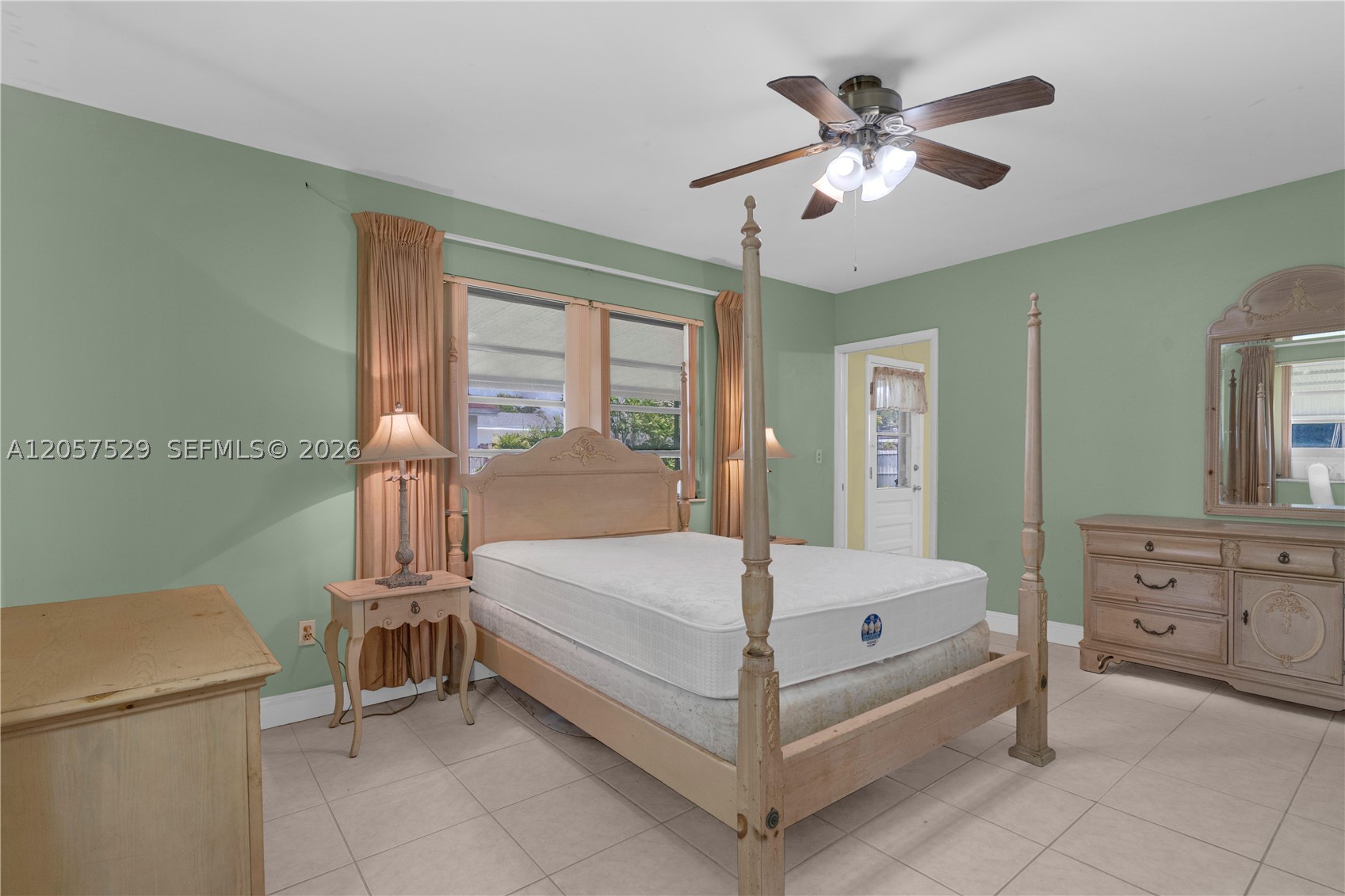 SOUTHWEST MANORS SEC 1 - Residential