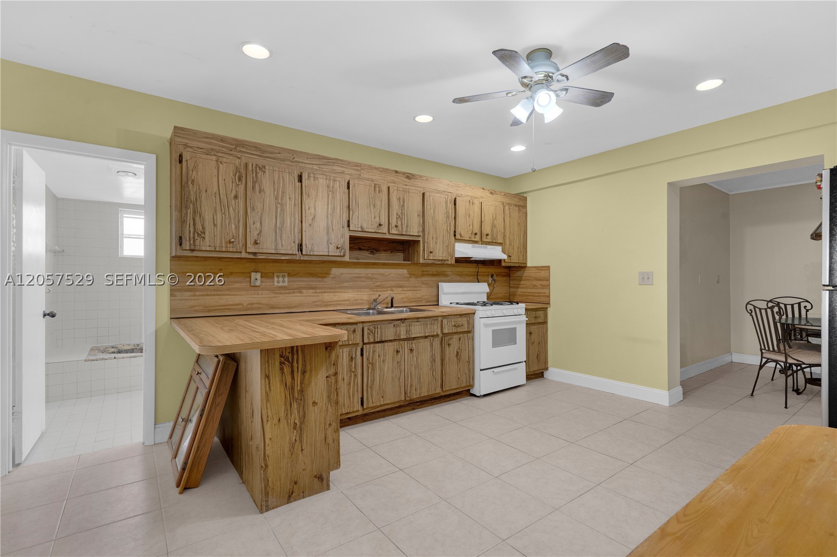 SOUTHWEST MANORS SEC 1 - Residential