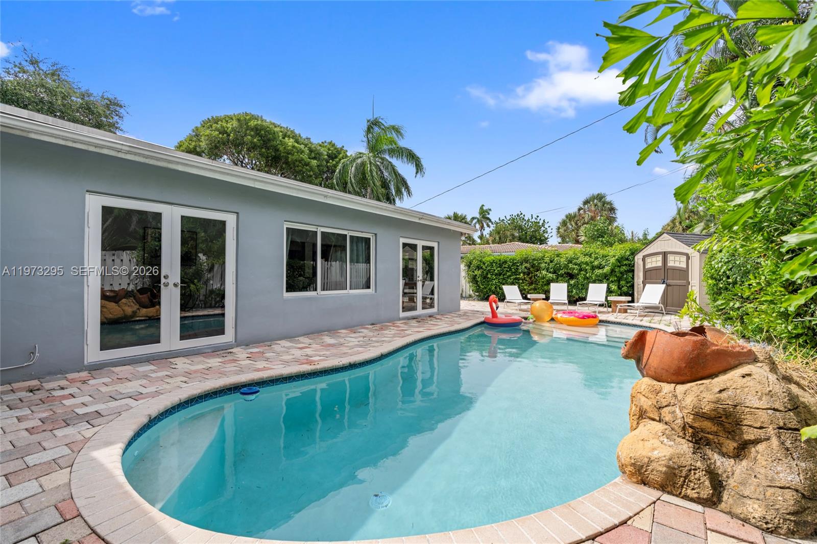 CORAL RIDGE ISLES - Residential