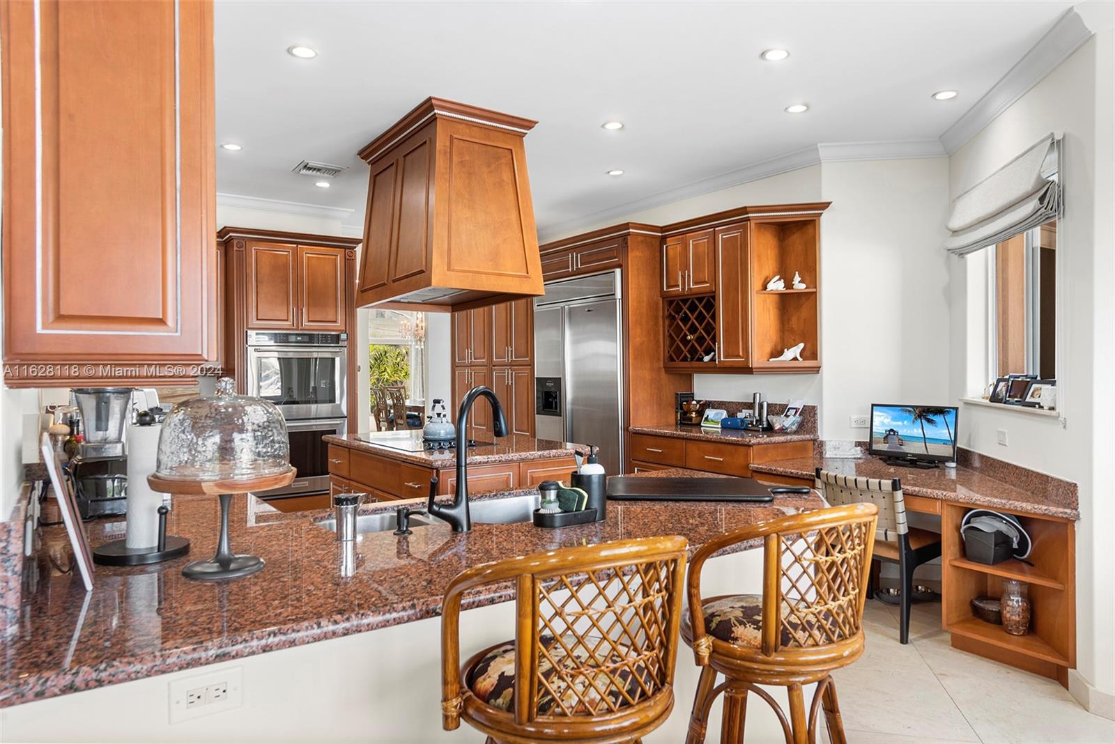 EASTERN SHORES - Residential