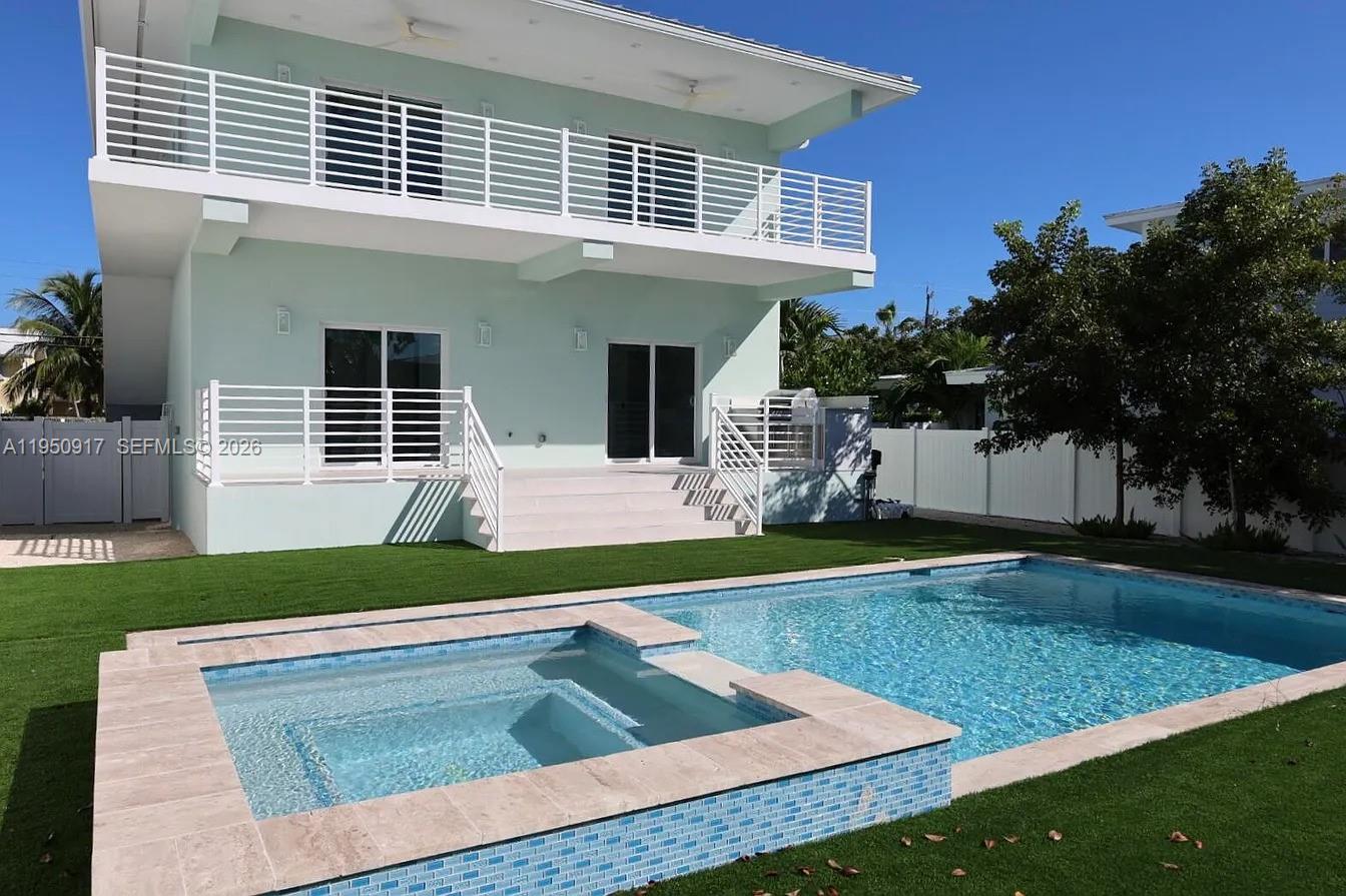PLANTATION KEY COLONY 1ST - Residential