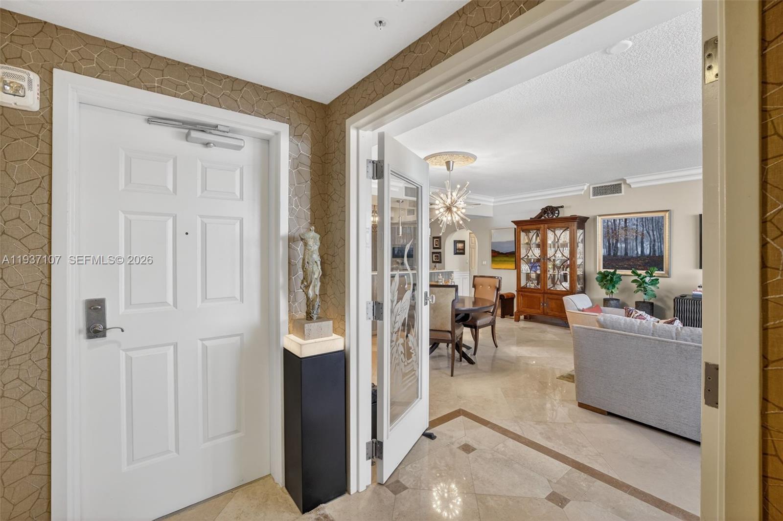 JACKSON TOWER LAS OLAS CO - Residential