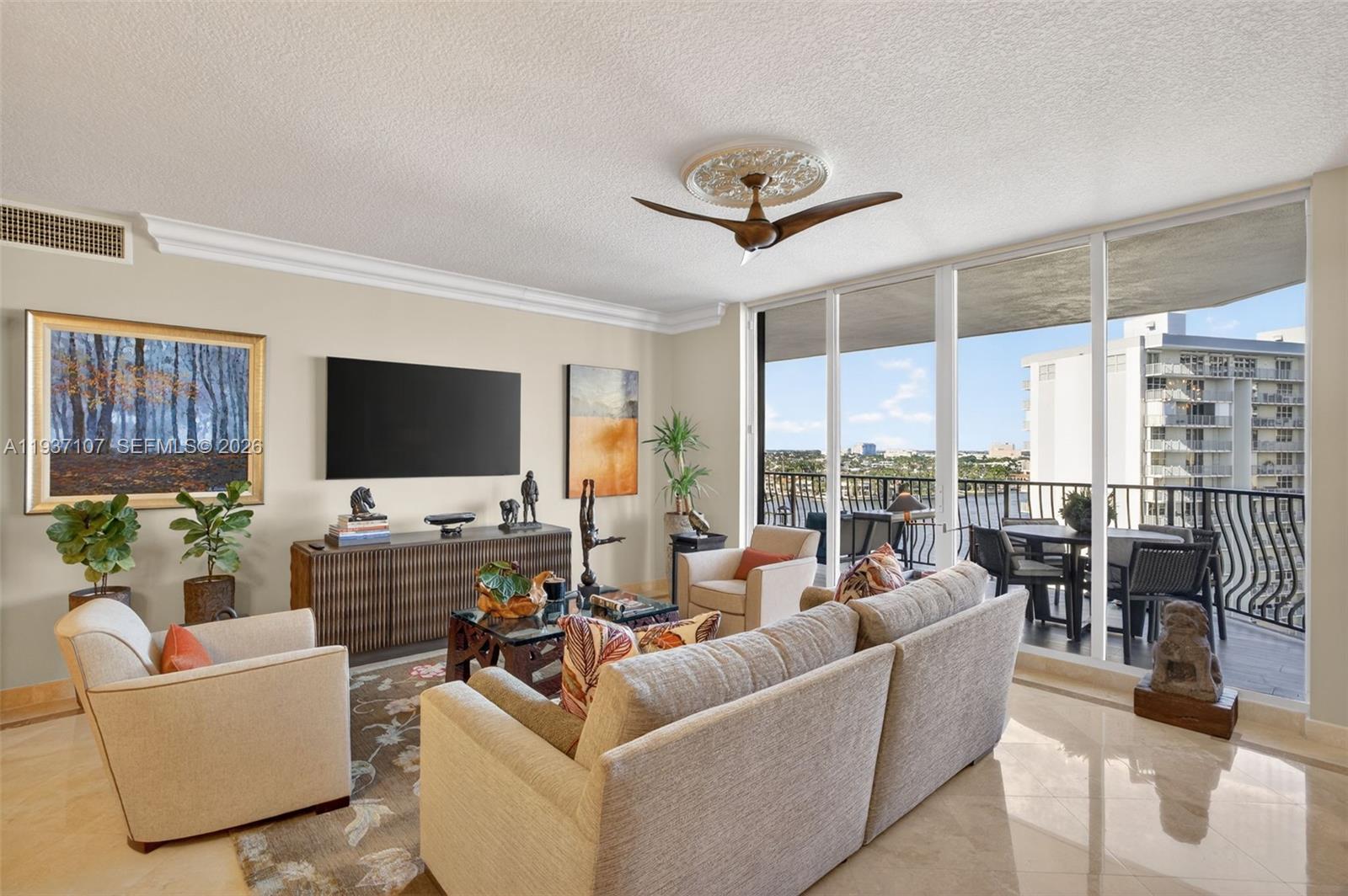JACKSON TOWER LAS OLAS CO - Residential