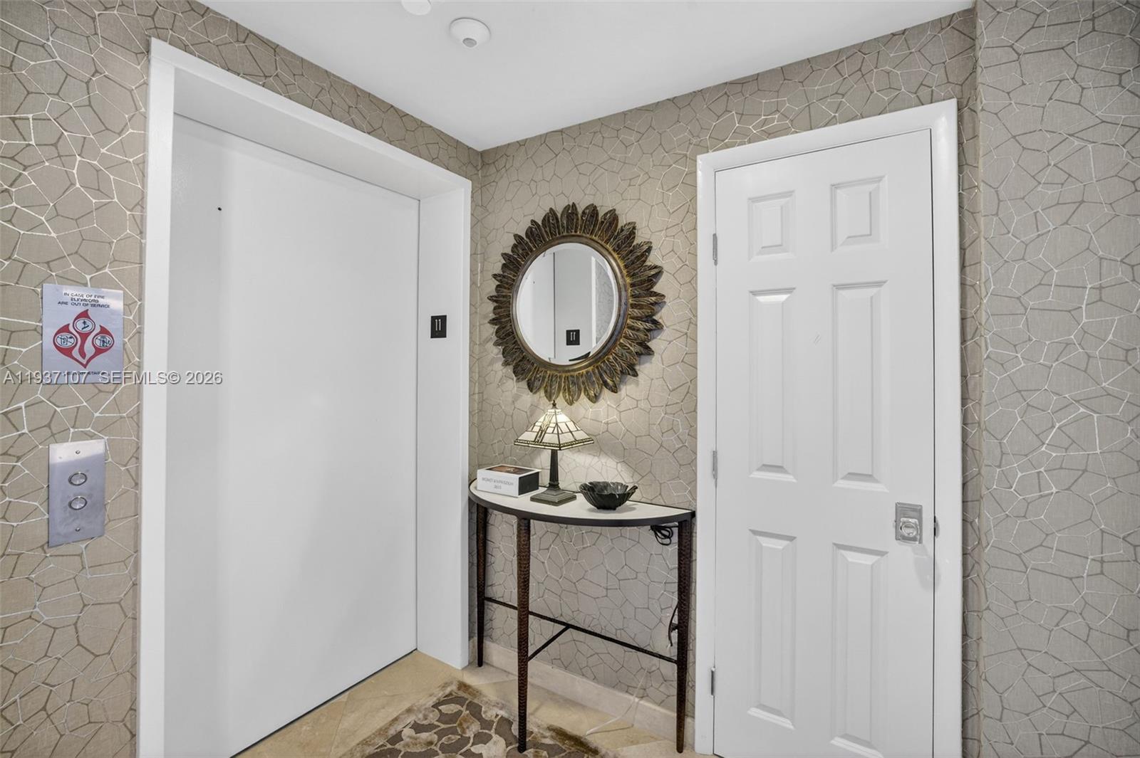 JACKSON TOWER LAS OLAS CO - Residential