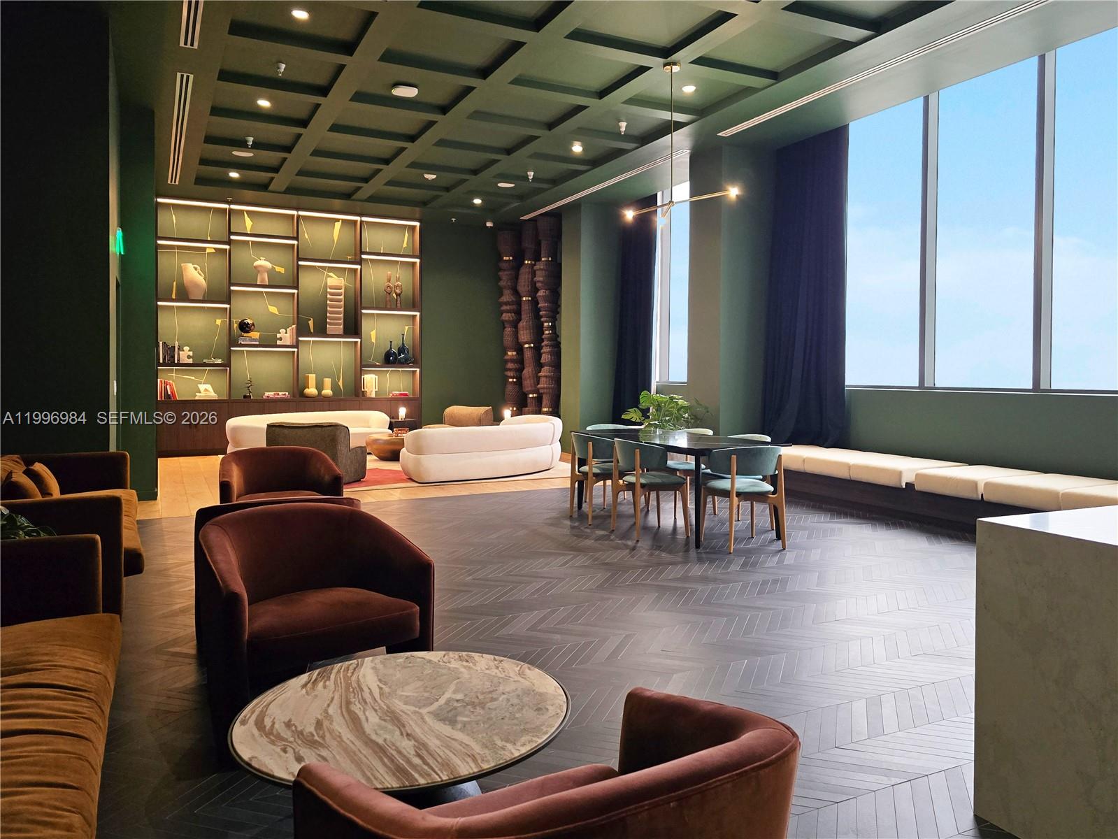 THE CROSBY MIAMI WORLDCENT - Residential