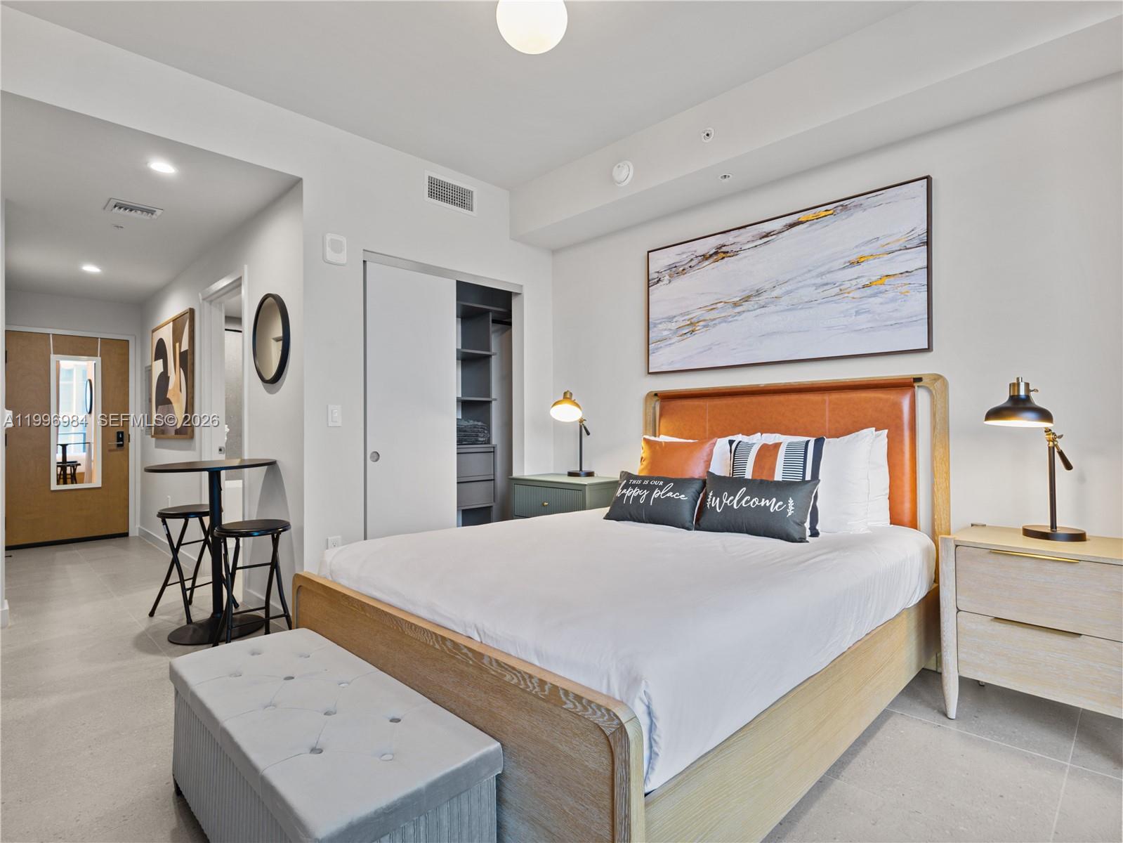 THE CROSBY MIAMI WORLDCENT - Residential