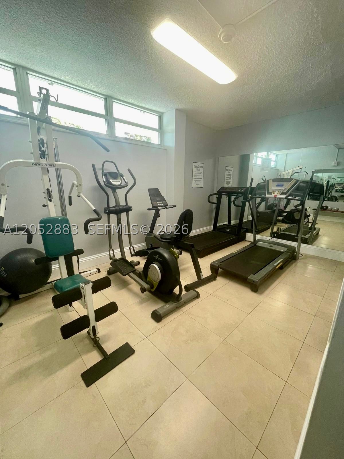 KEYSTONE HARBOR CLUB COND - Residential