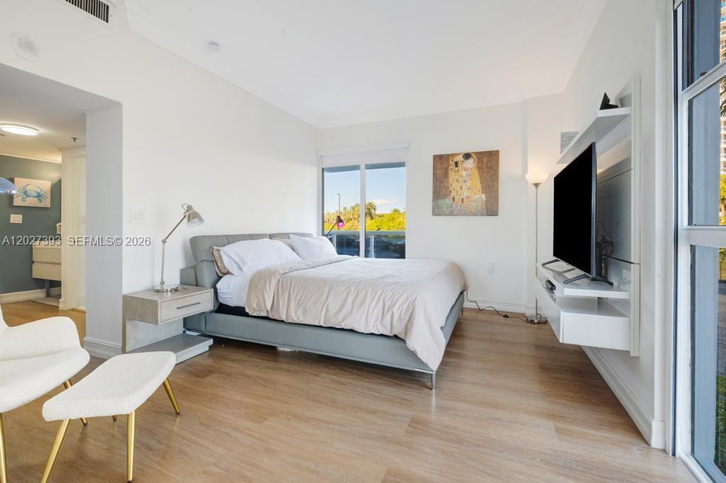 WATERVIEW CONDO - Residential