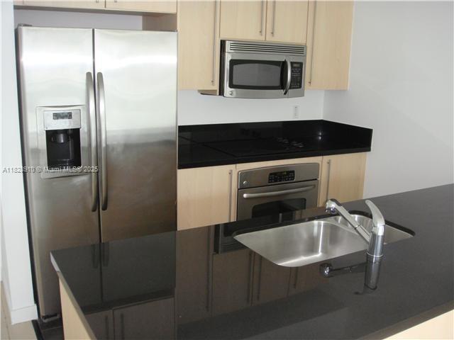 AXIS ON BRICKELL - Residential Lease