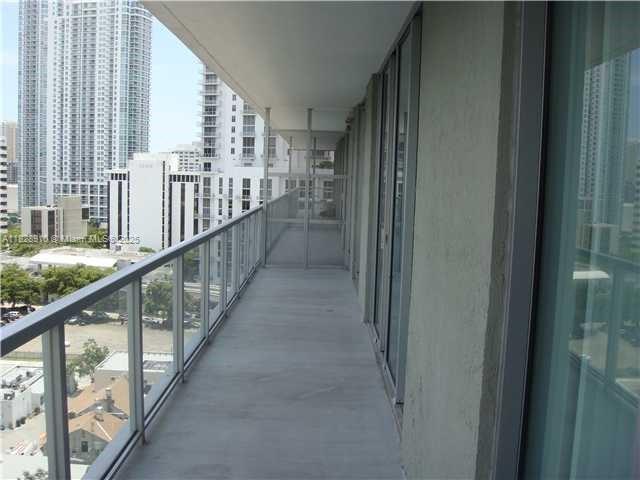 AXIS ON BRICKELL - Residential Lease