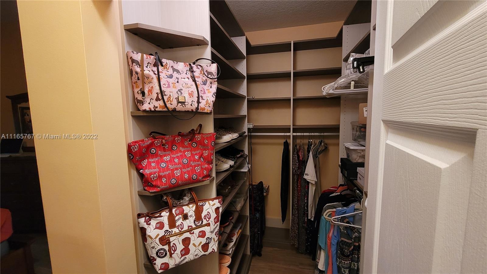 BAYWINDS POD H - Residential
