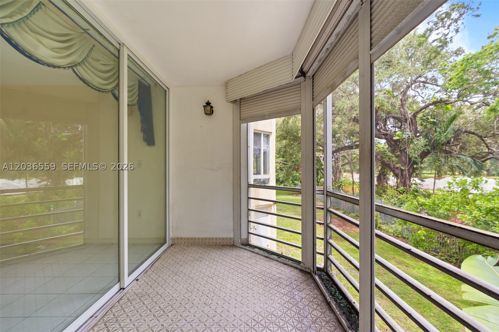 ROLLING GREEN CONDO G - Residential