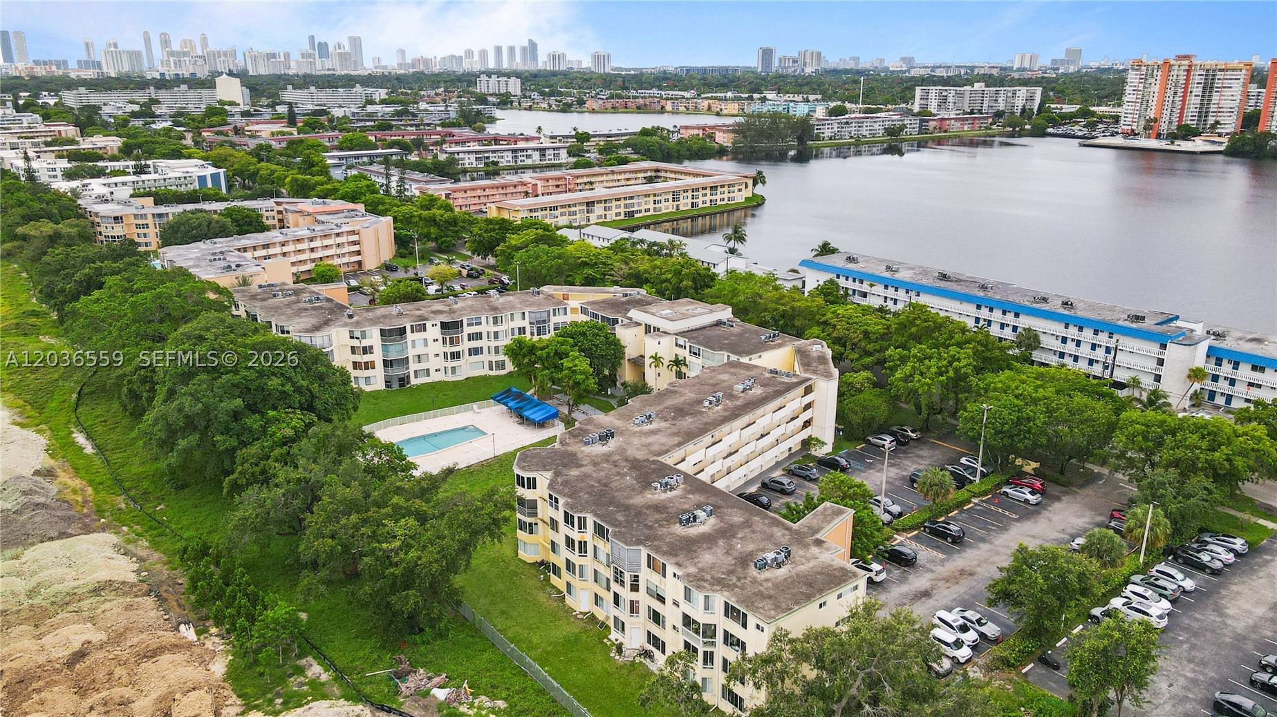 ROLLING GREEN CONDO G - Residential