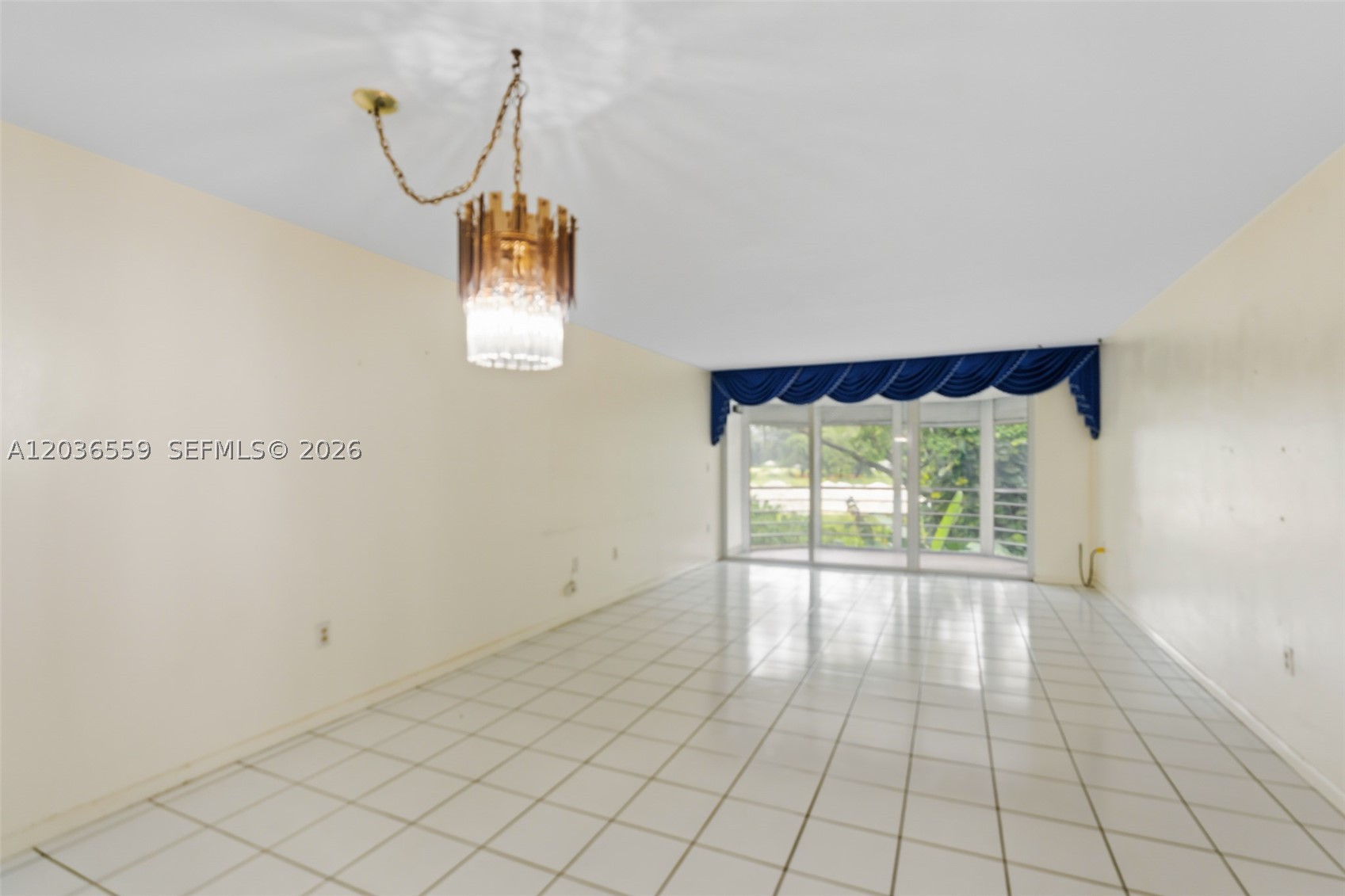 ROLLING GREEN CONDO G - Residential
