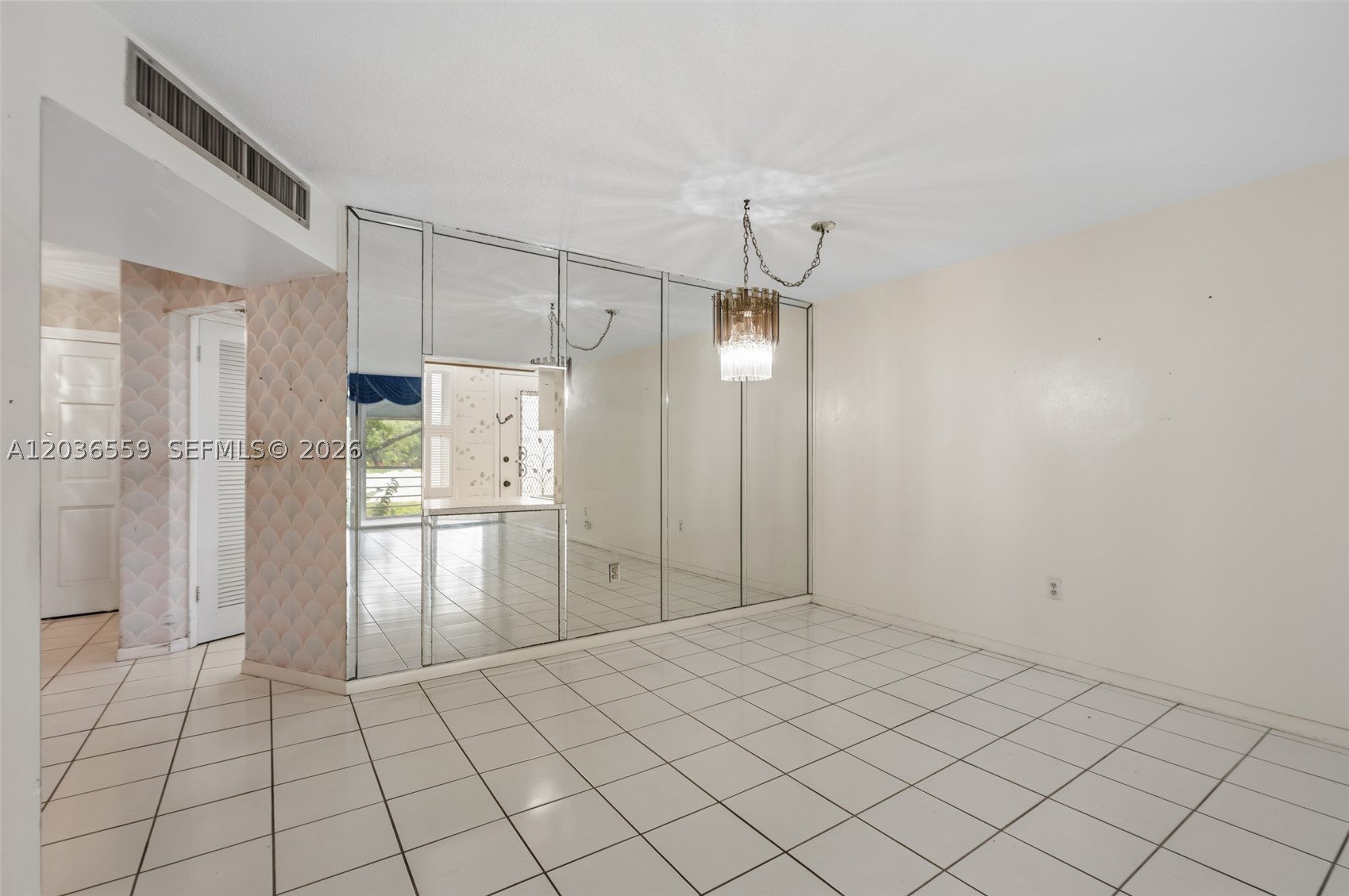 ROLLING GREEN CONDO G - Residential