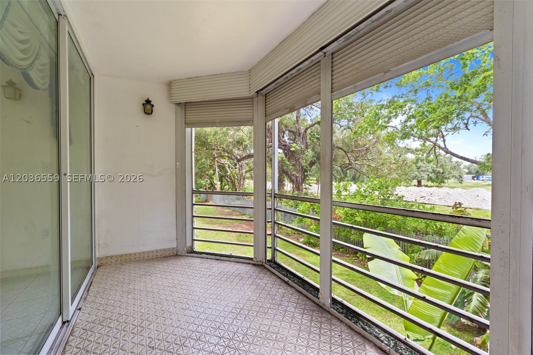 ROLLING GREEN CONDO G - Residential