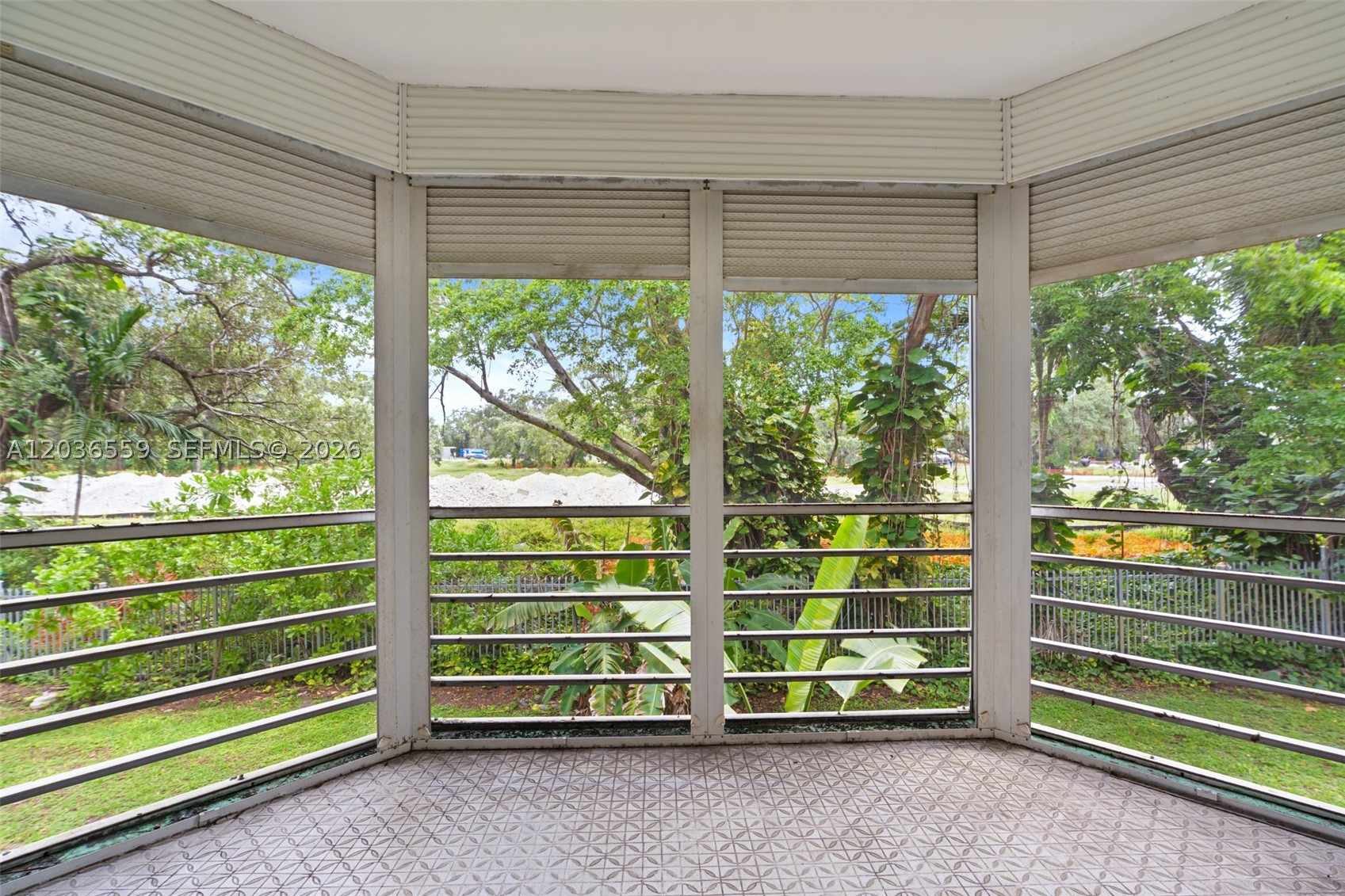 ROLLING GREEN CONDO G - Residential