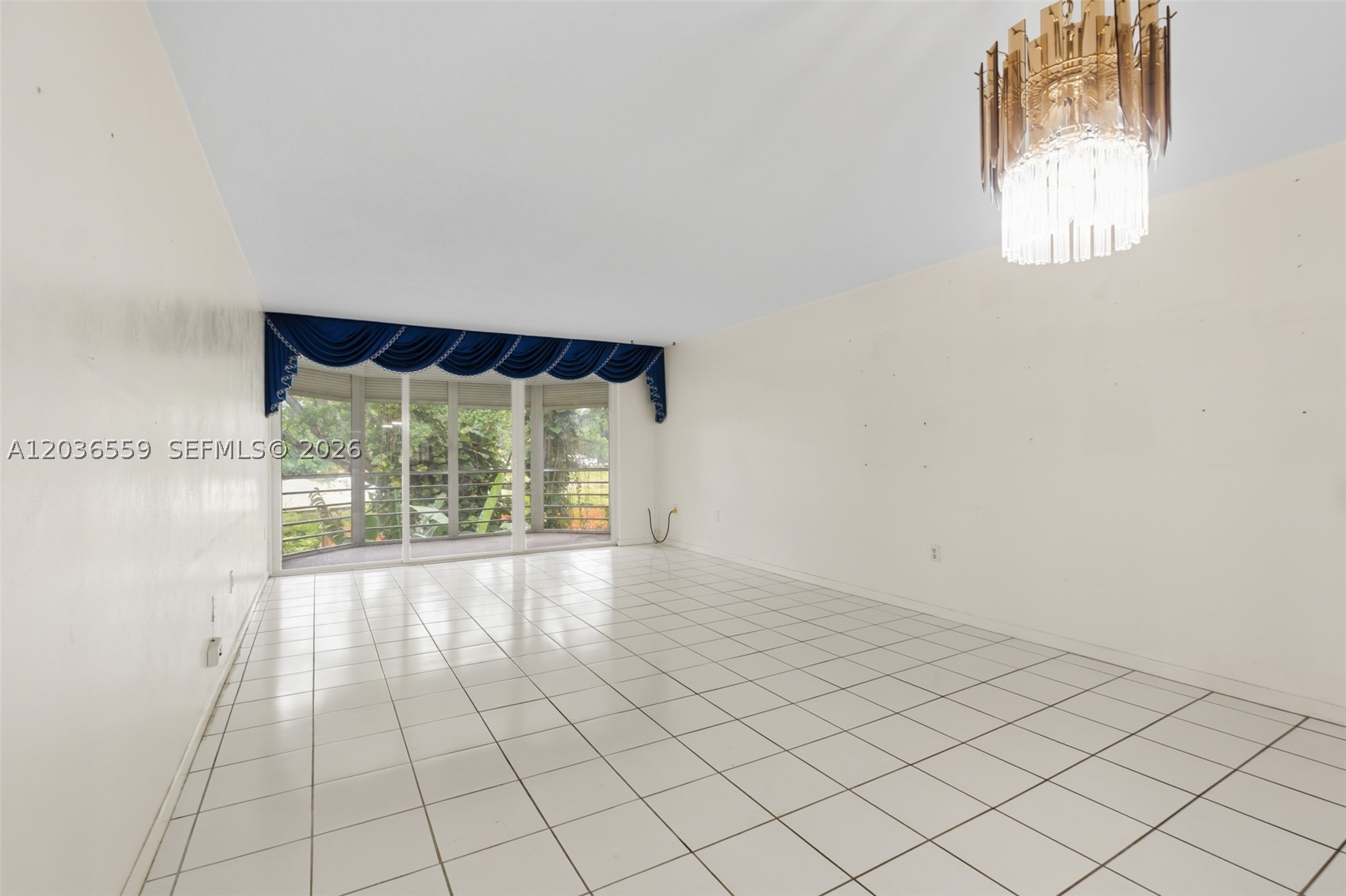 ROLLING GREEN CONDO G - Residential