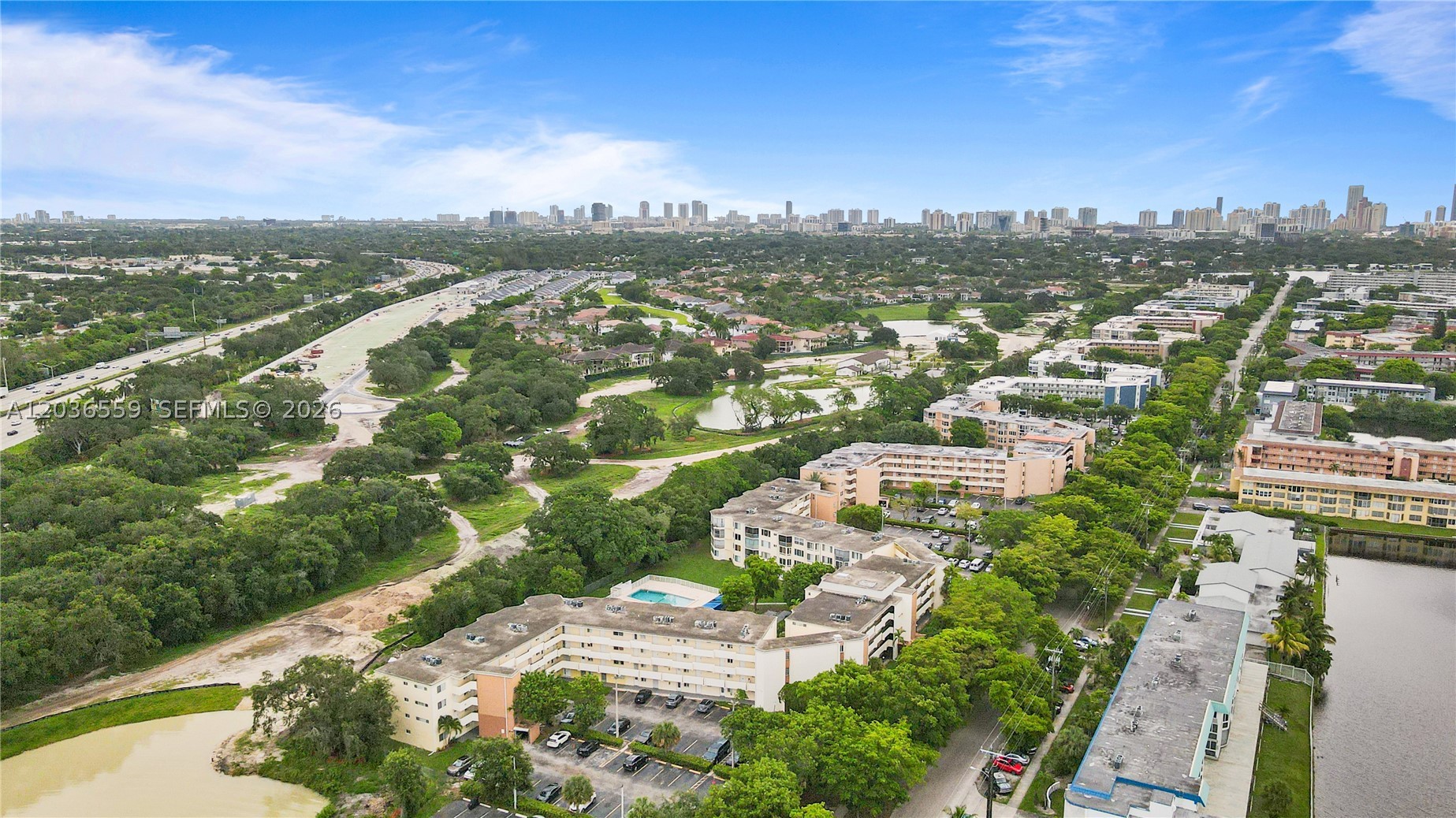 ROLLING GREEN CONDO G - Residential