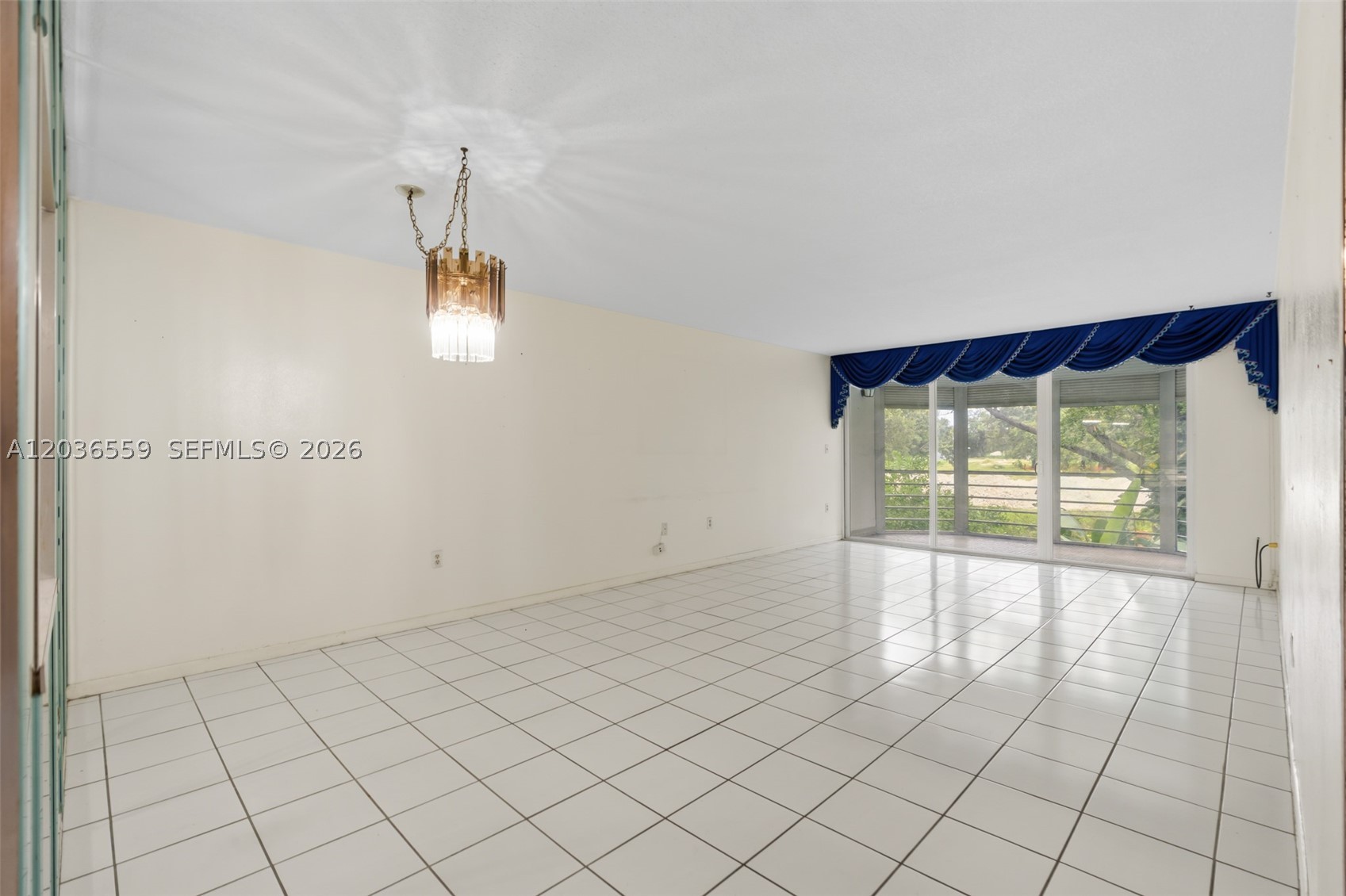 ROLLING GREEN CONDO G - Residential