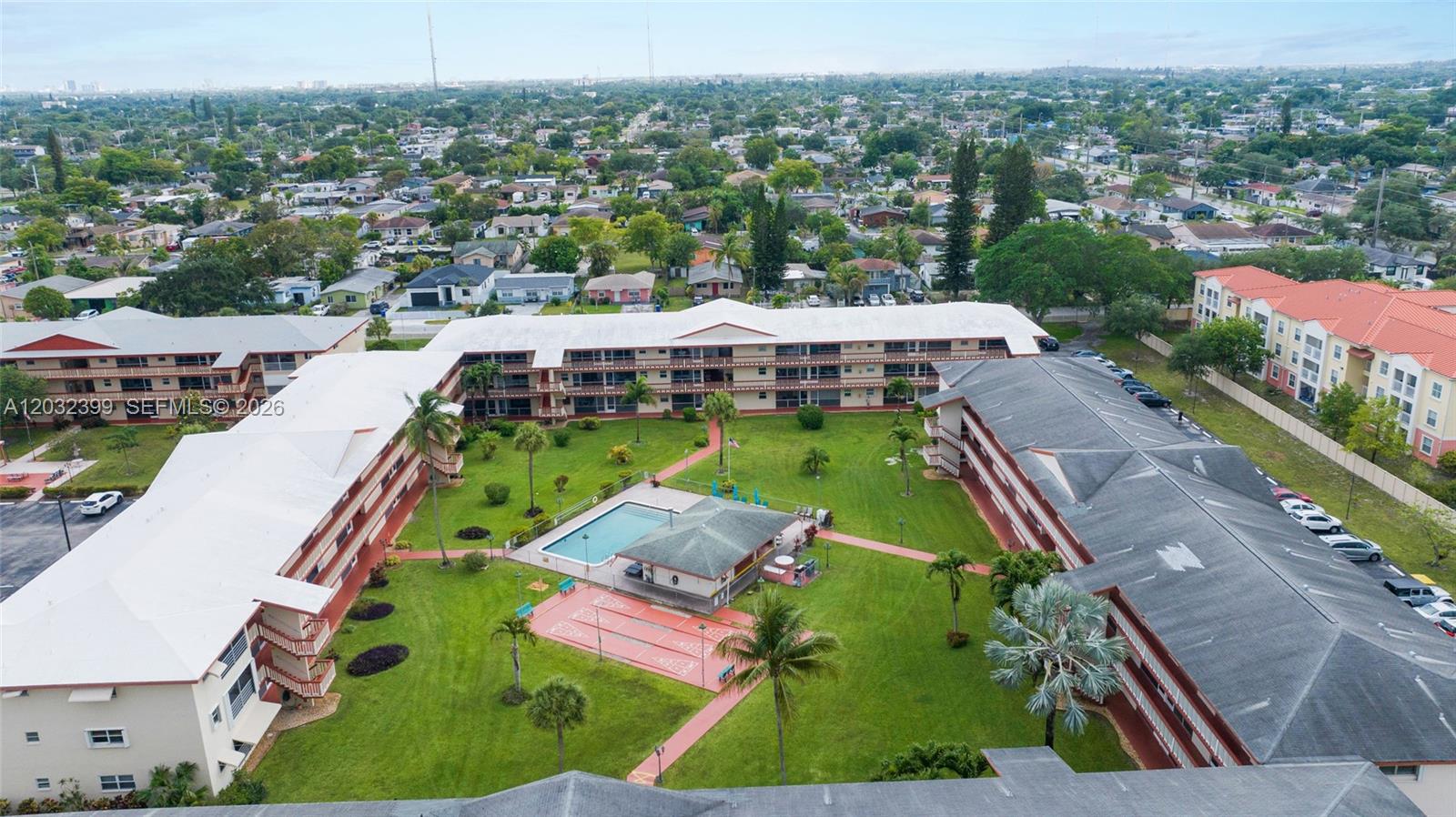 BEVERLY HILLS CONDO NUMBE - Residential