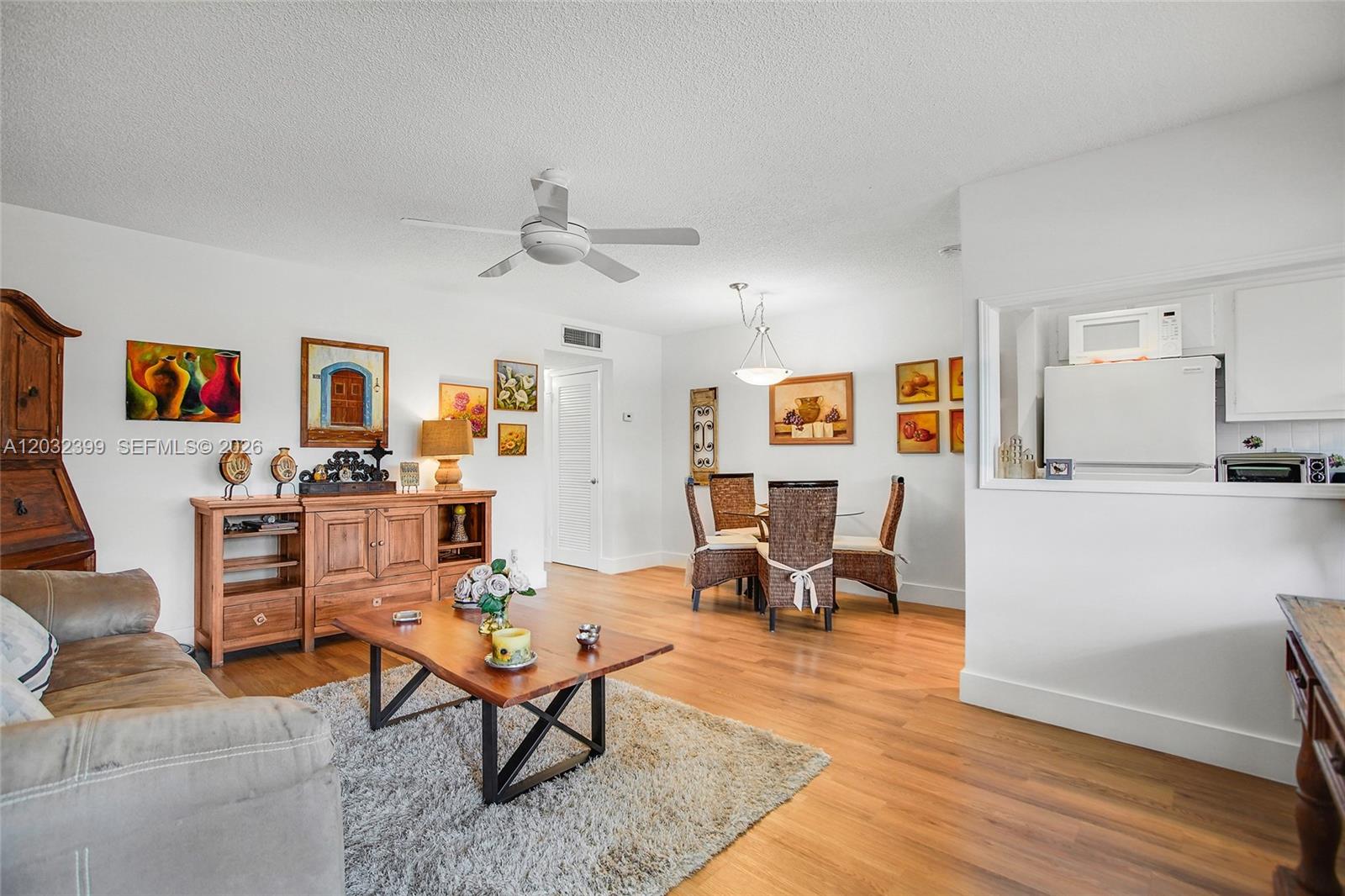 BEVERLY HILLS CONDO NUMBE - Residential
