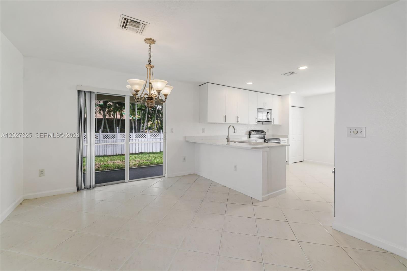 VICTORIA WOODS 4 - Residential
