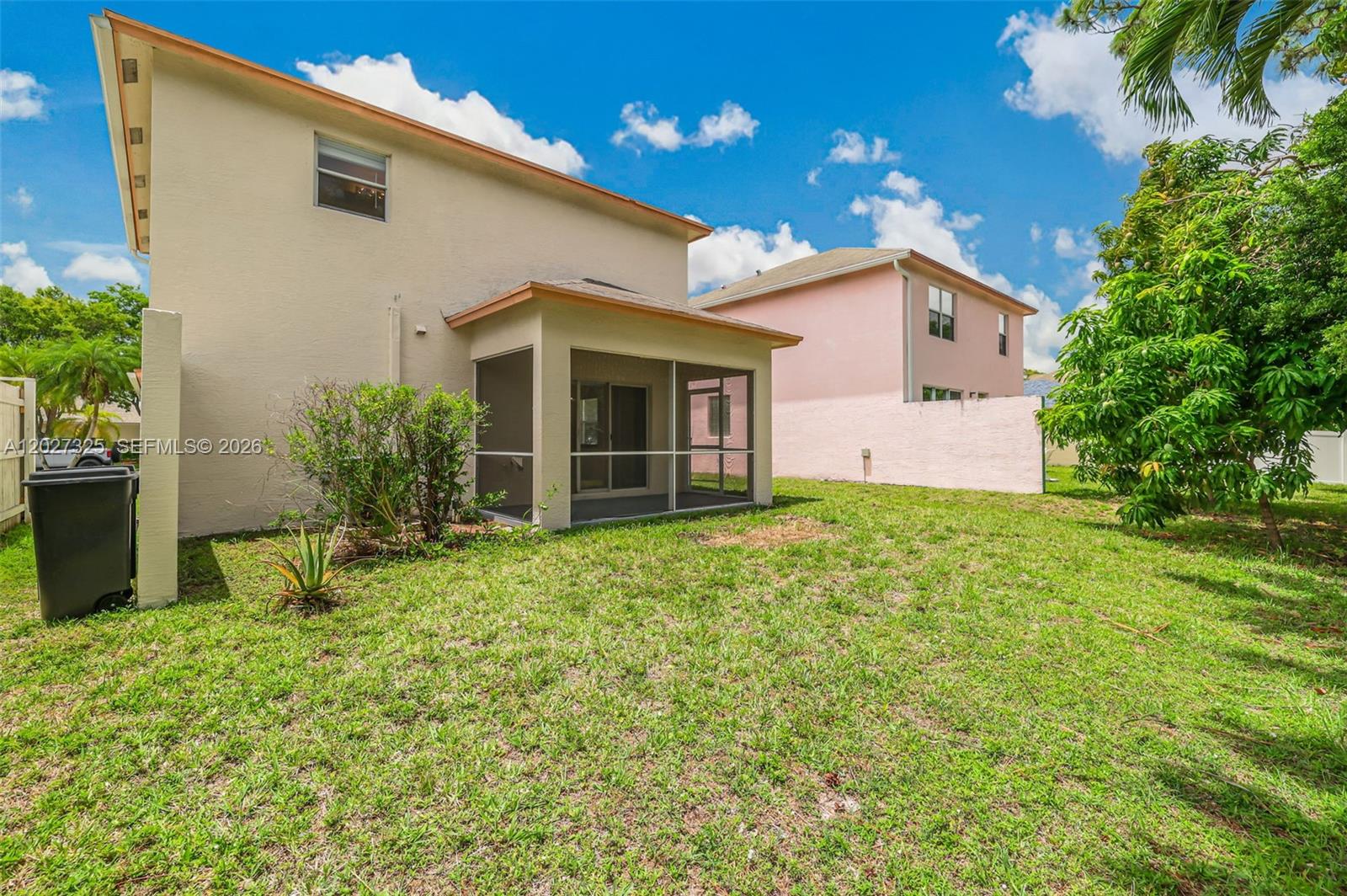 VICTORIA WOODS 4 - Residential