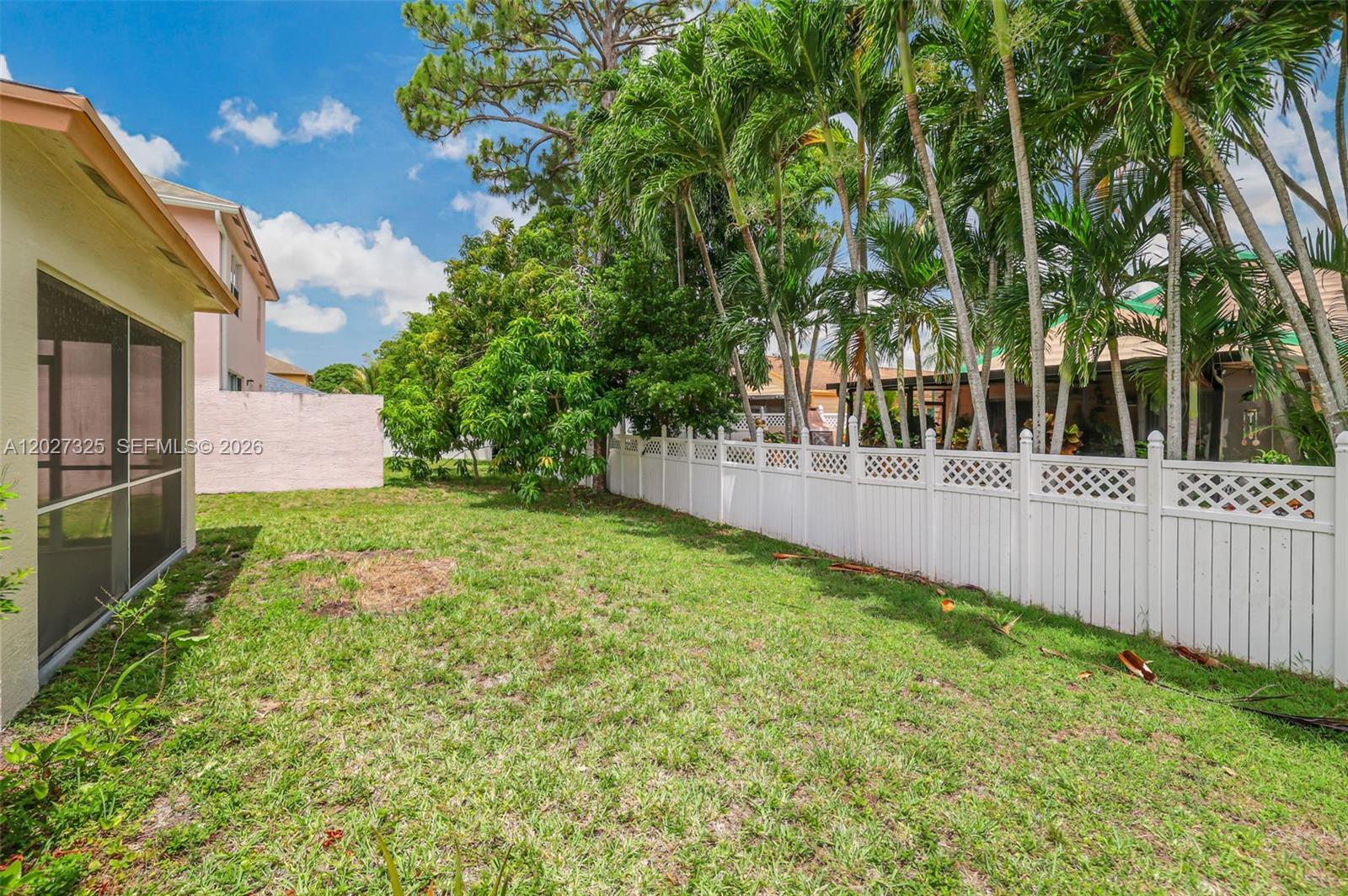 VICTORIA WOODS 4 - Residential