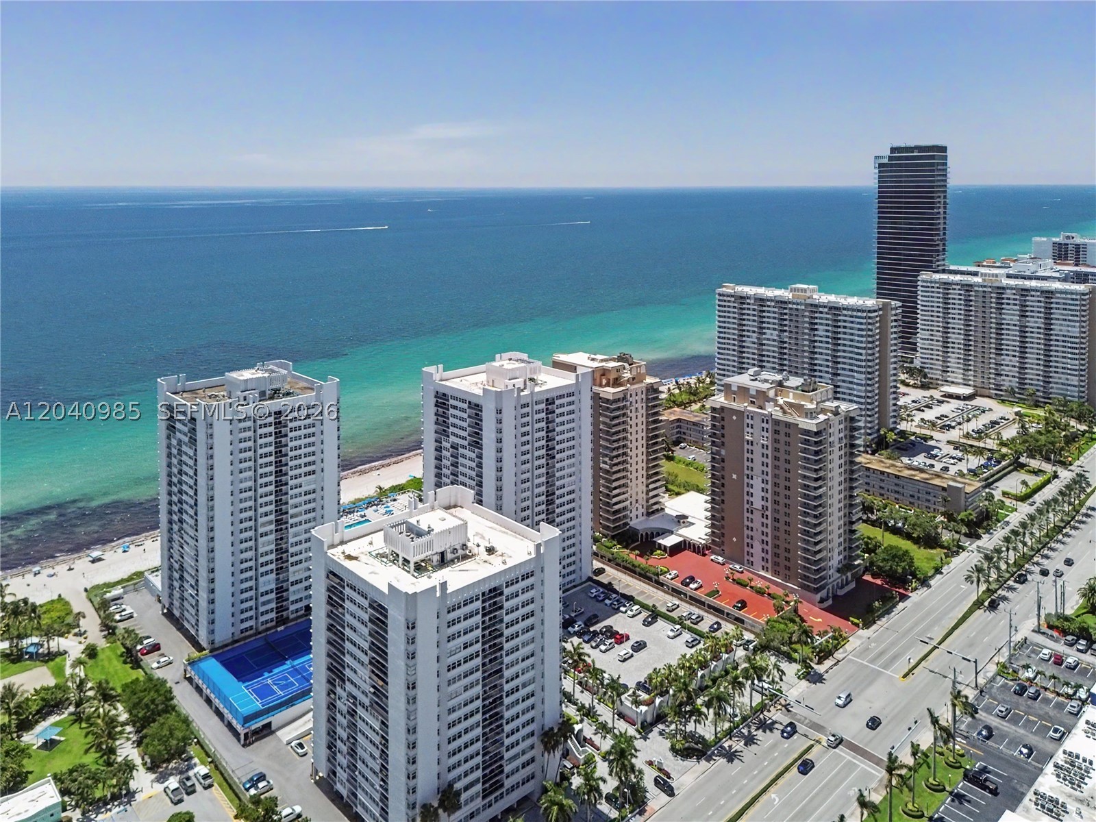 IMPERIAL TOWERS CONDO - Residential