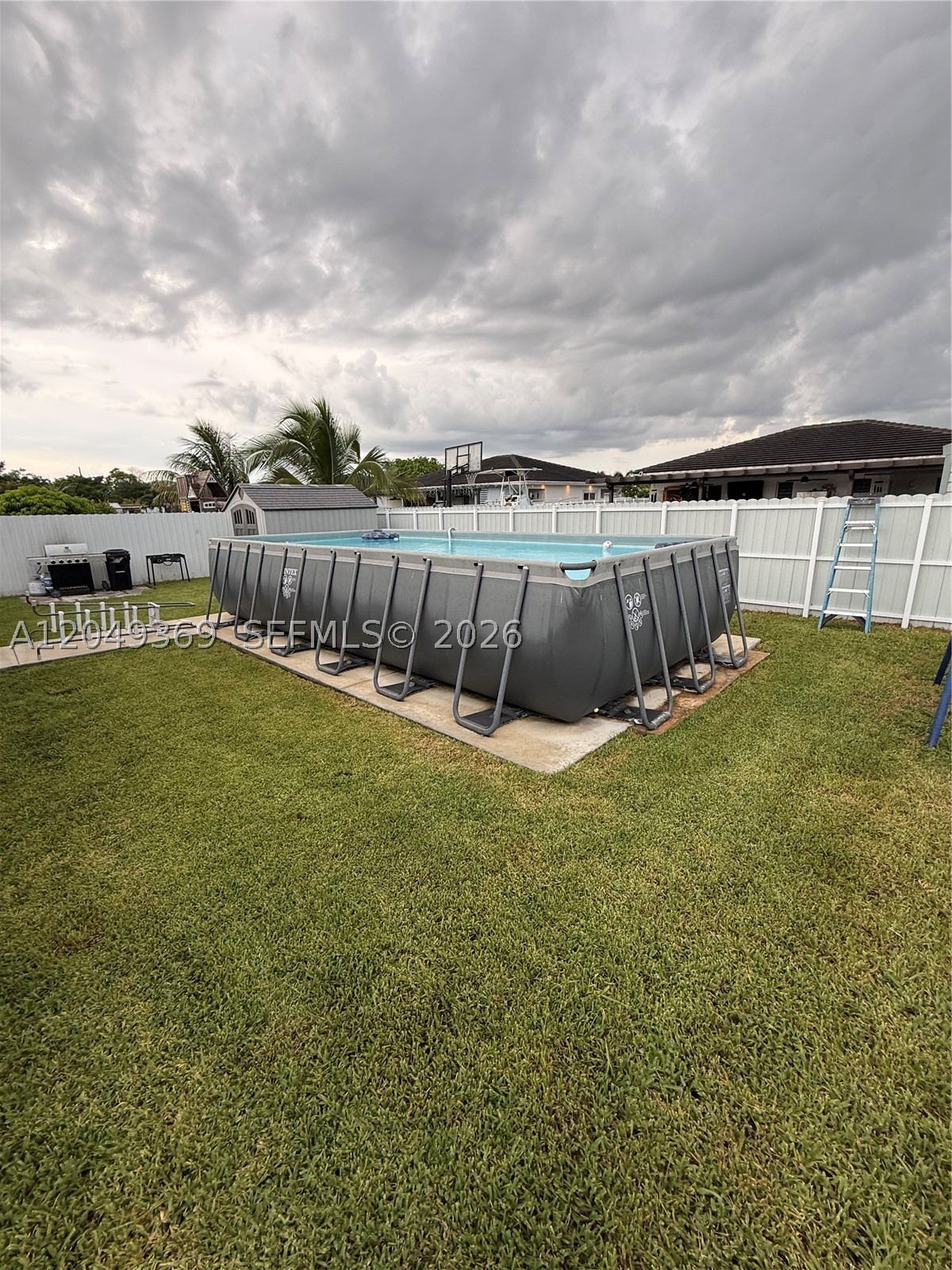 CAMPBELL ESTATES - Residential Lease