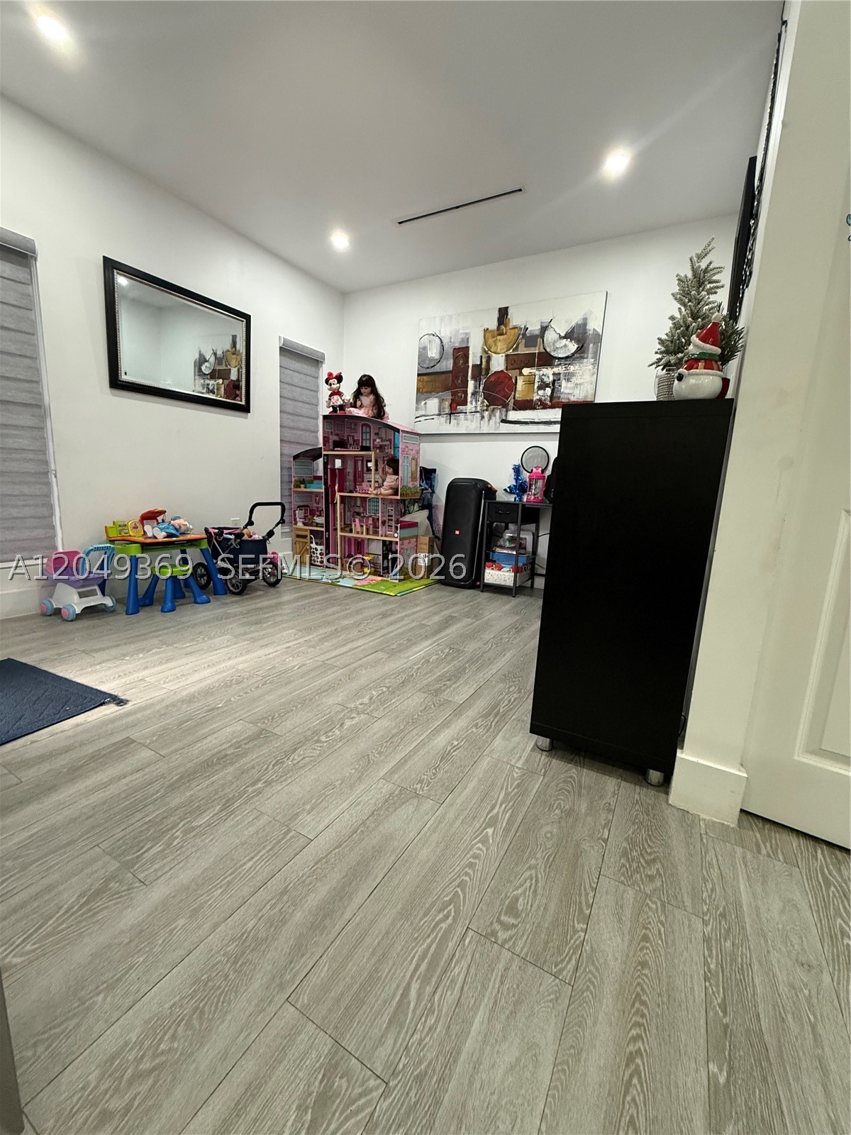 CAMPBELL ESTATES - Residential Lease