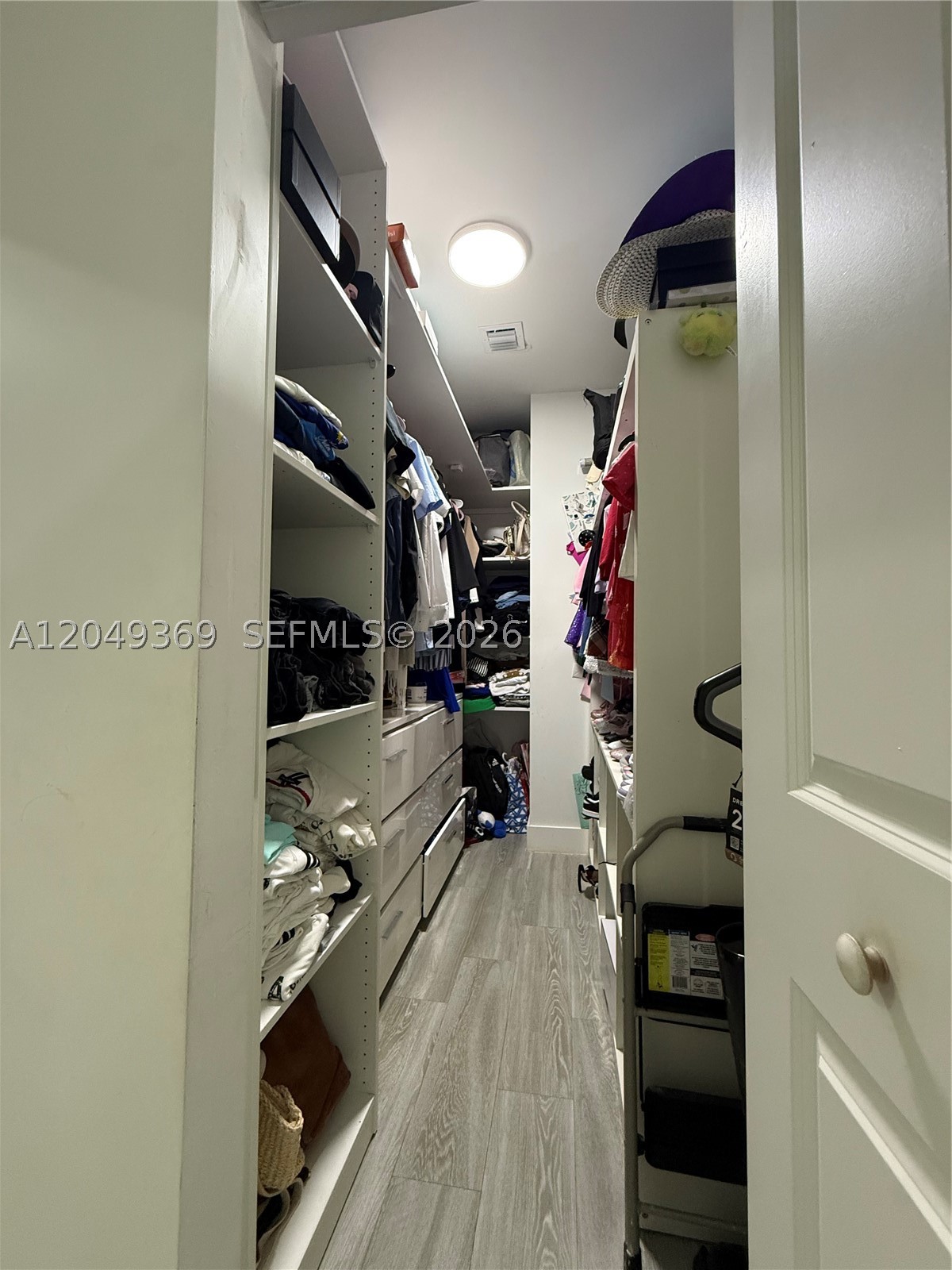 CAMPBELL ESTATES - Residential Lease
