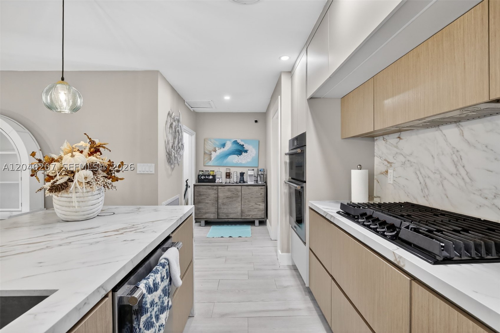 SUNSET ISLES SEC 3 - Residential