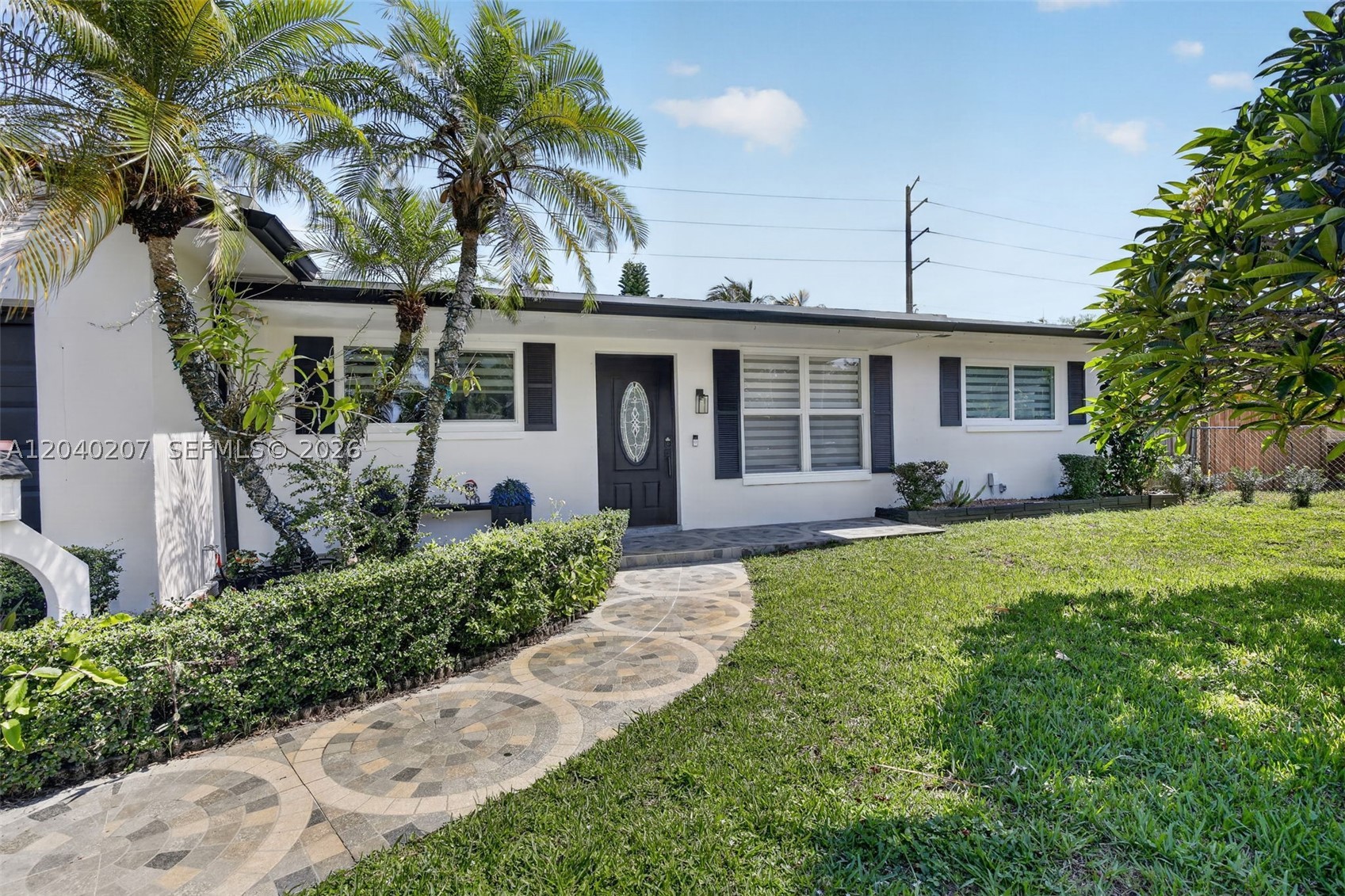 SUNSET ISLES SEC 3 - Residential