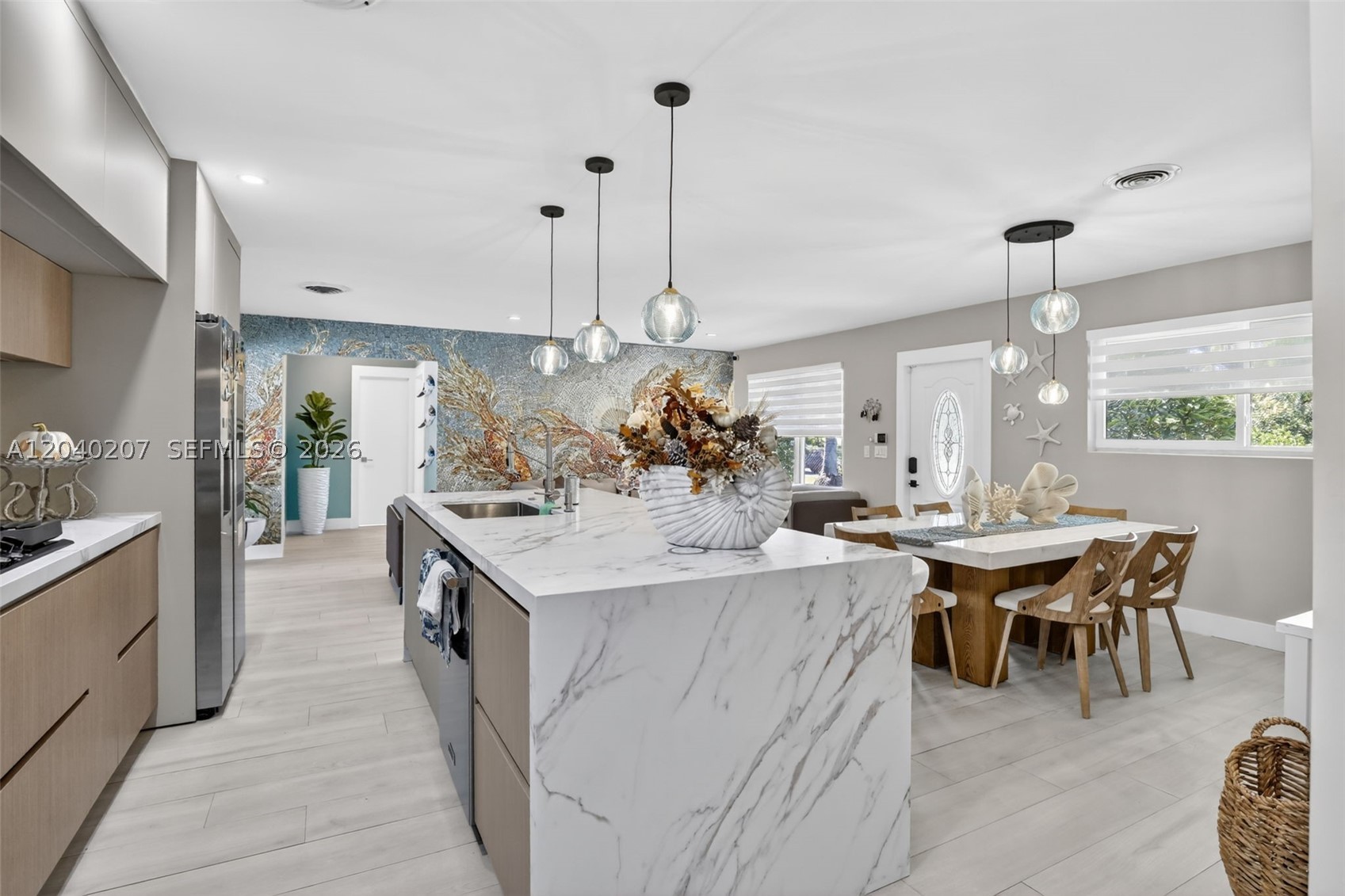 SUNSET ISLES SEC 3 - Residential