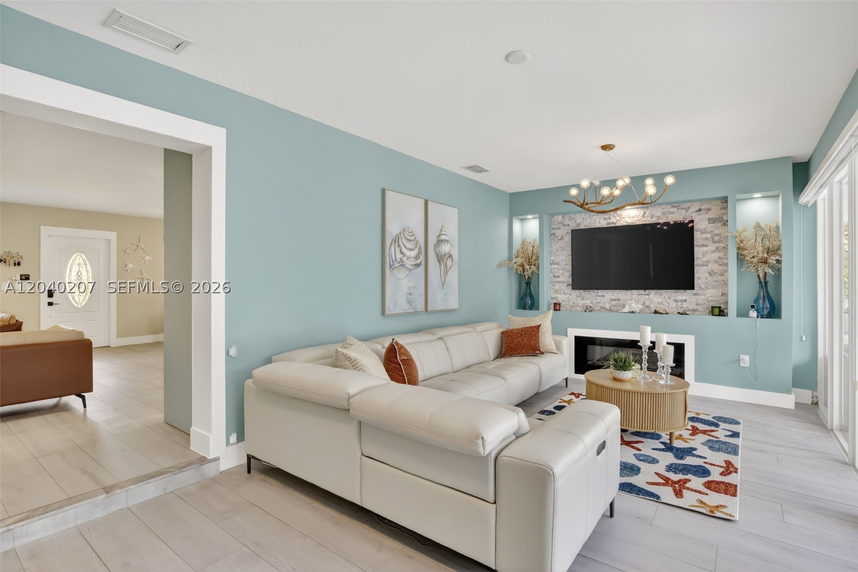 SUNSET ISLES SEC 3 - Residential