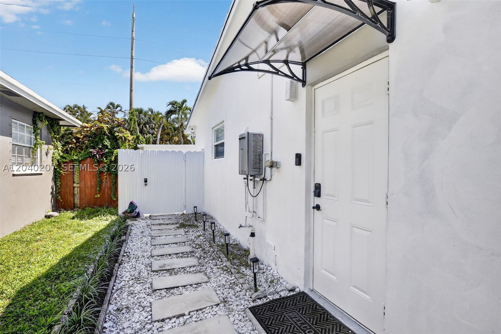 SUNSET ISLES SEC 3 - Residential