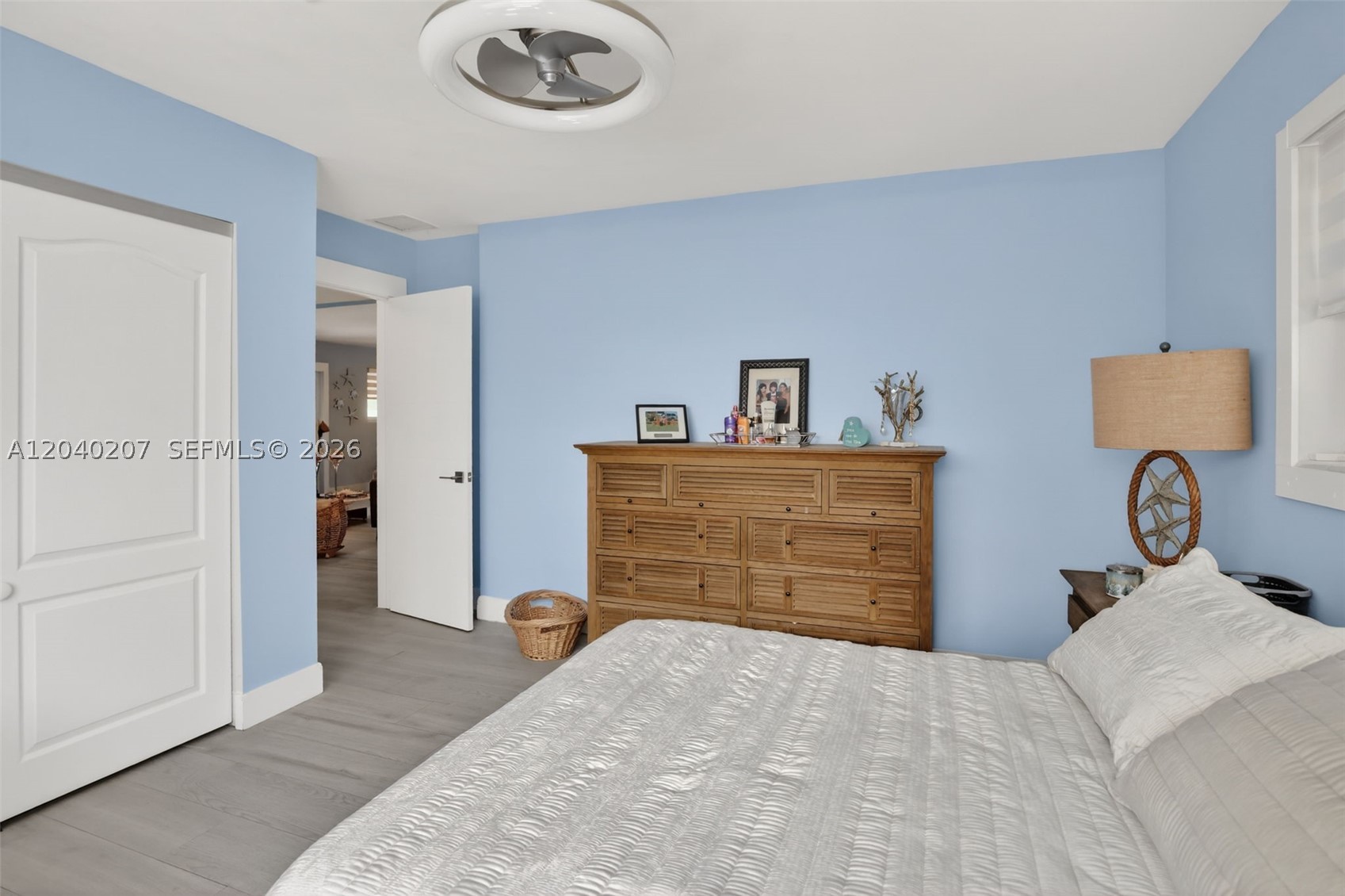 SUNSET ISLES SEC 3 - Residential